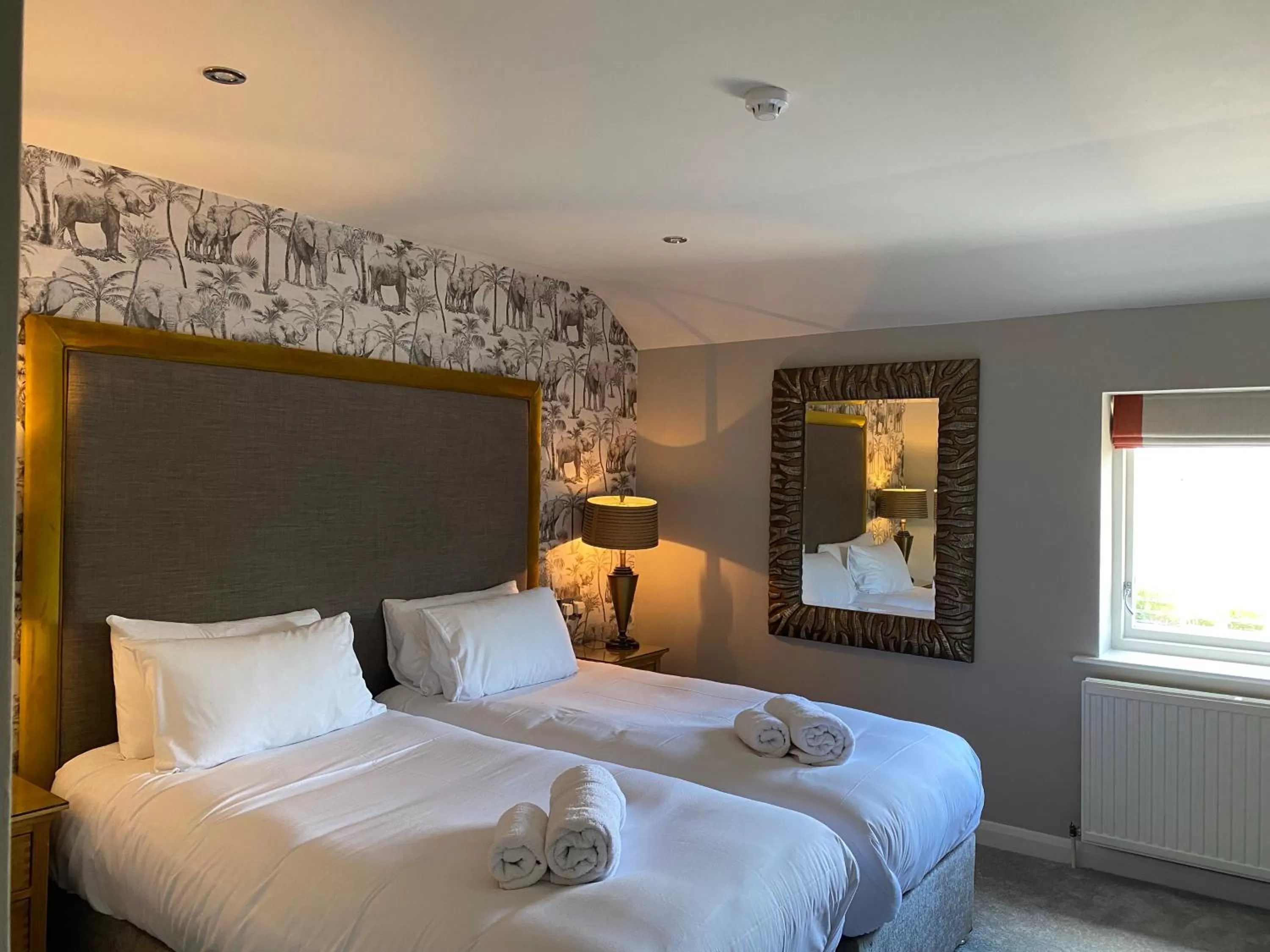 Bed in The General Tarleton