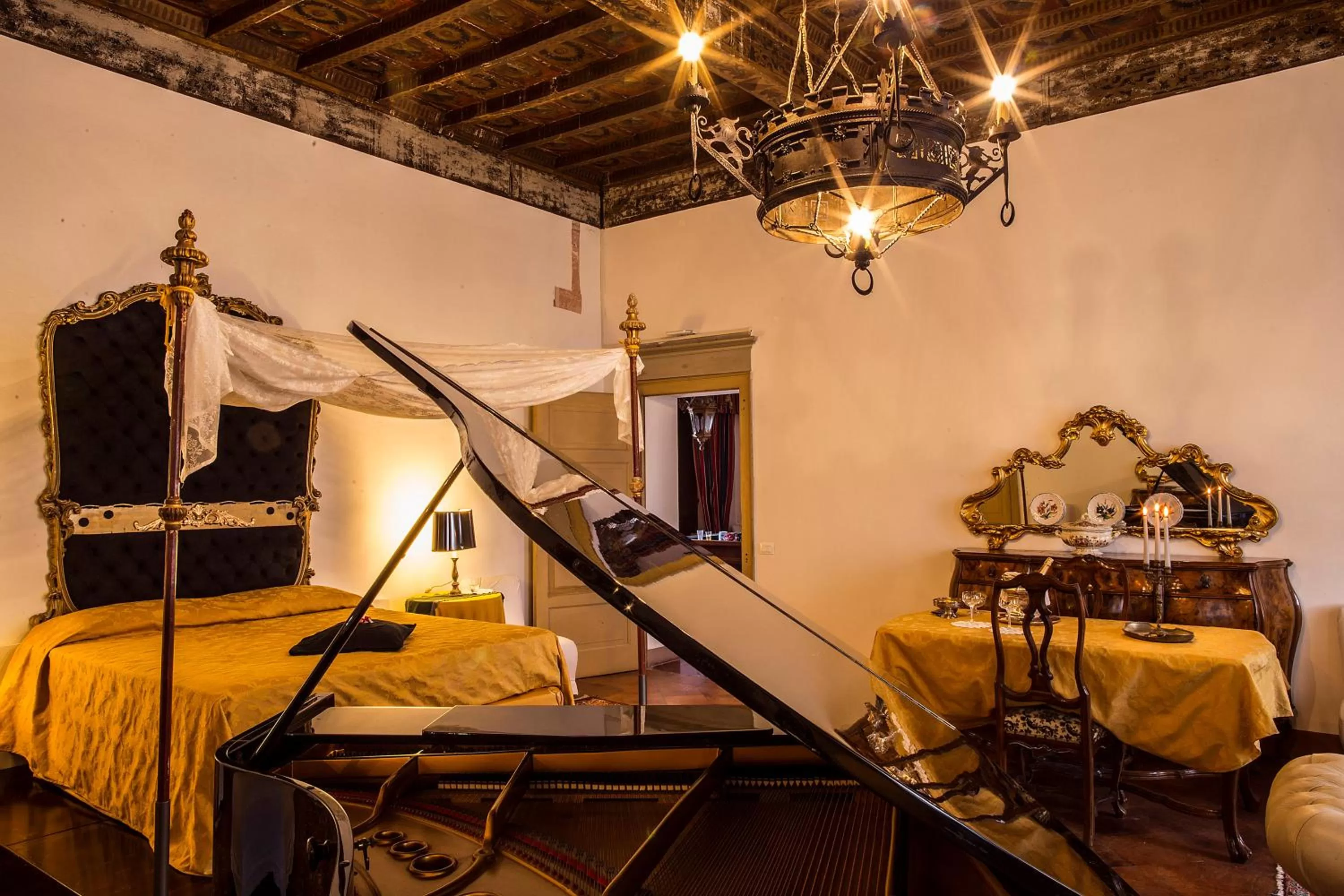Photo of the whole room, Bed in Castello del Capitano delle Artiglierie