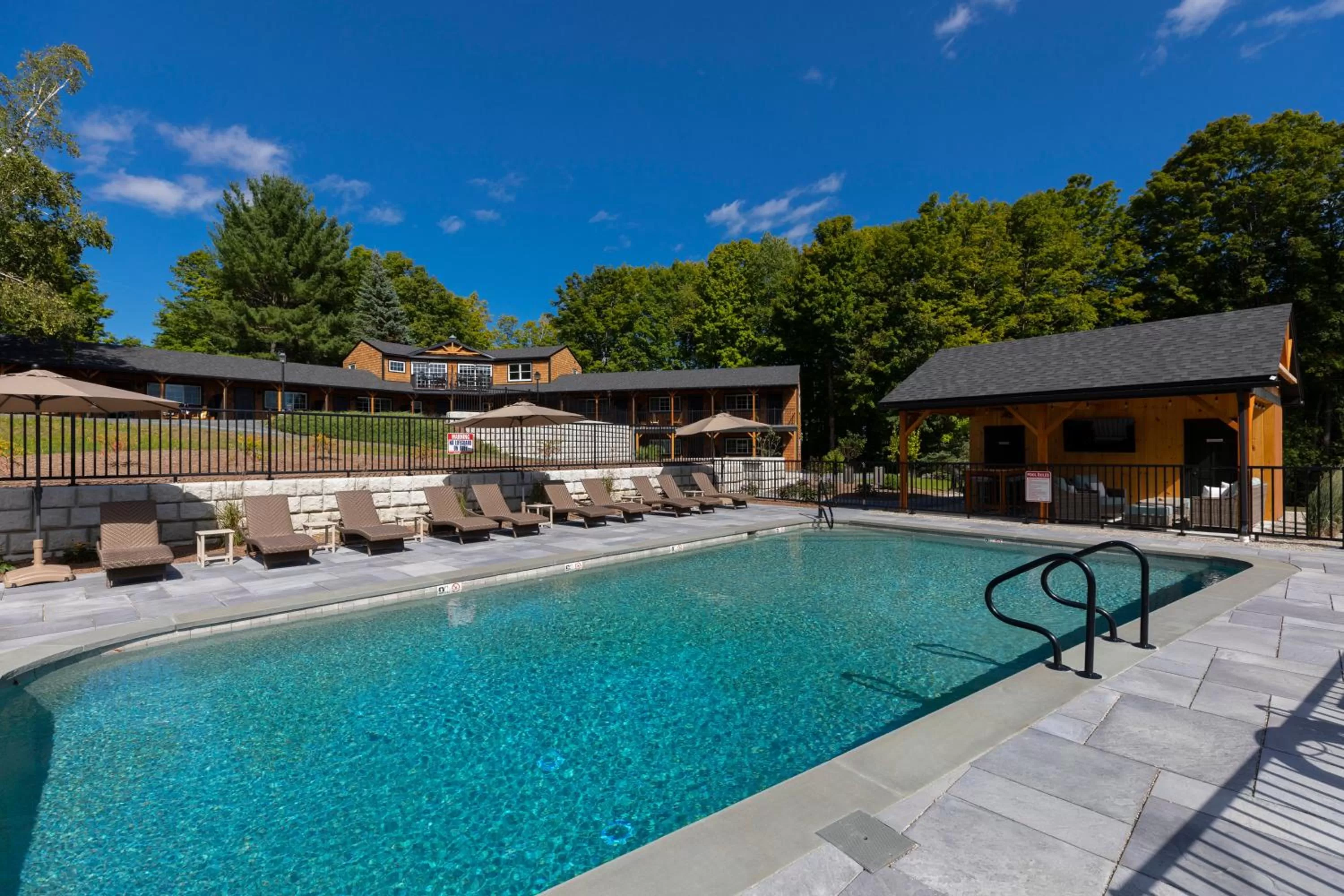 Swimming pool in The Lodge by Sunapee Stays