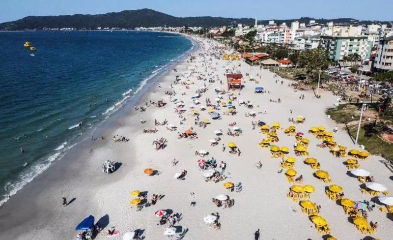 Beach in Lançamento Pousada Canasvieiras