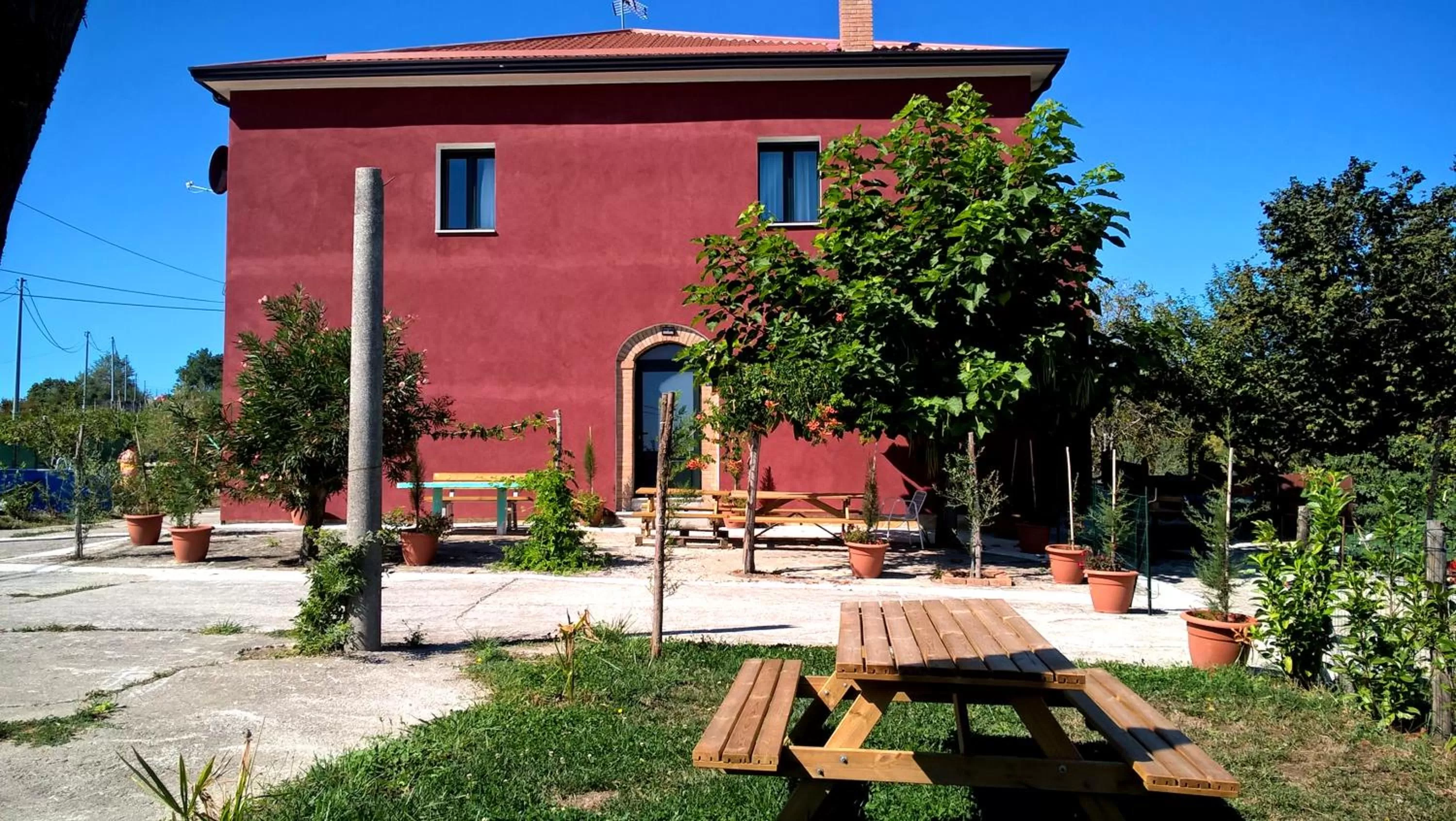 Facade/entrance in Agriturismo Macchia dei briganti - b&b