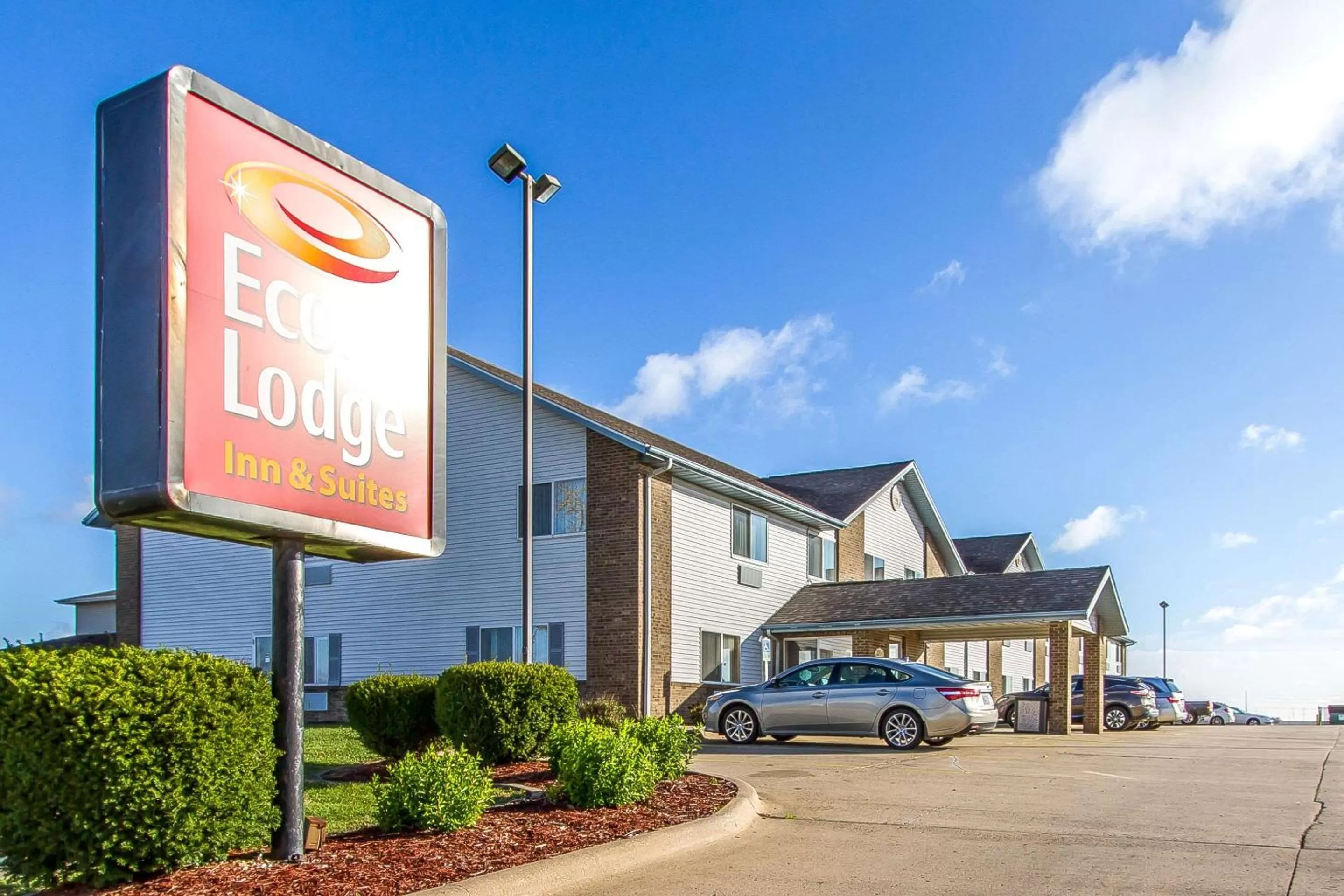 Econo Lodge Inn & Suites Pekin - Peoria Area
