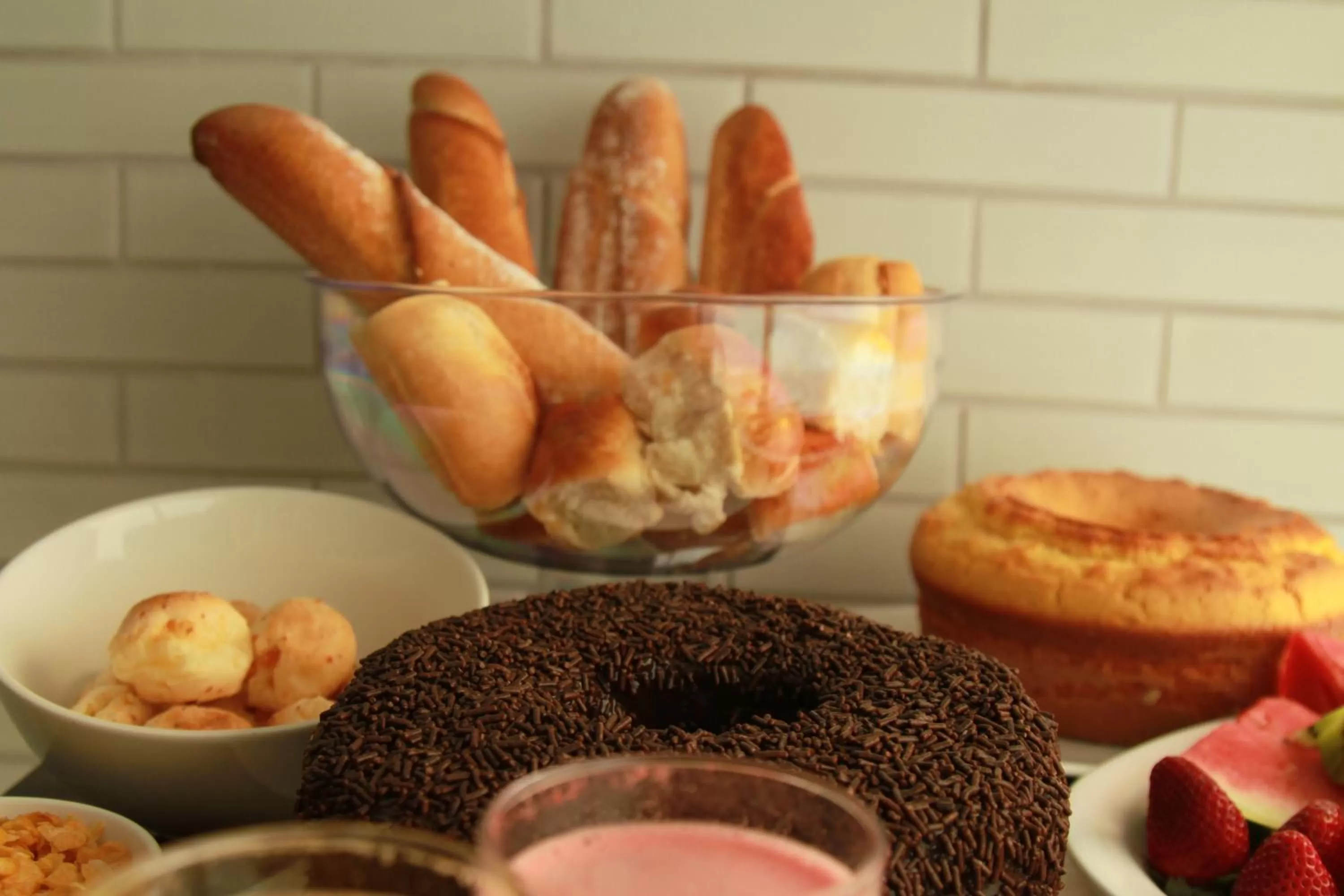 Food and drinks in Hotel Confiance Centro Cívico