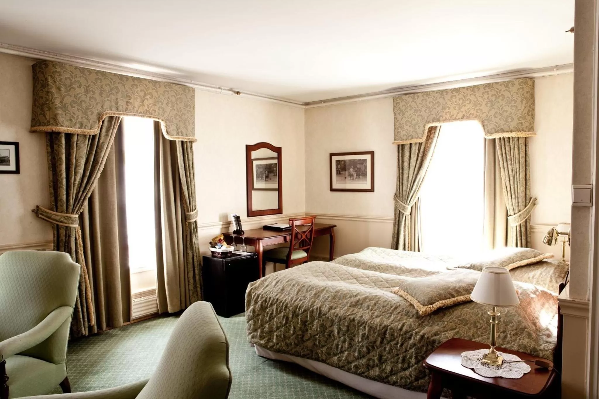 Photo of the whole room, Bed in Hotel Kong Carl - Unike Hoteller