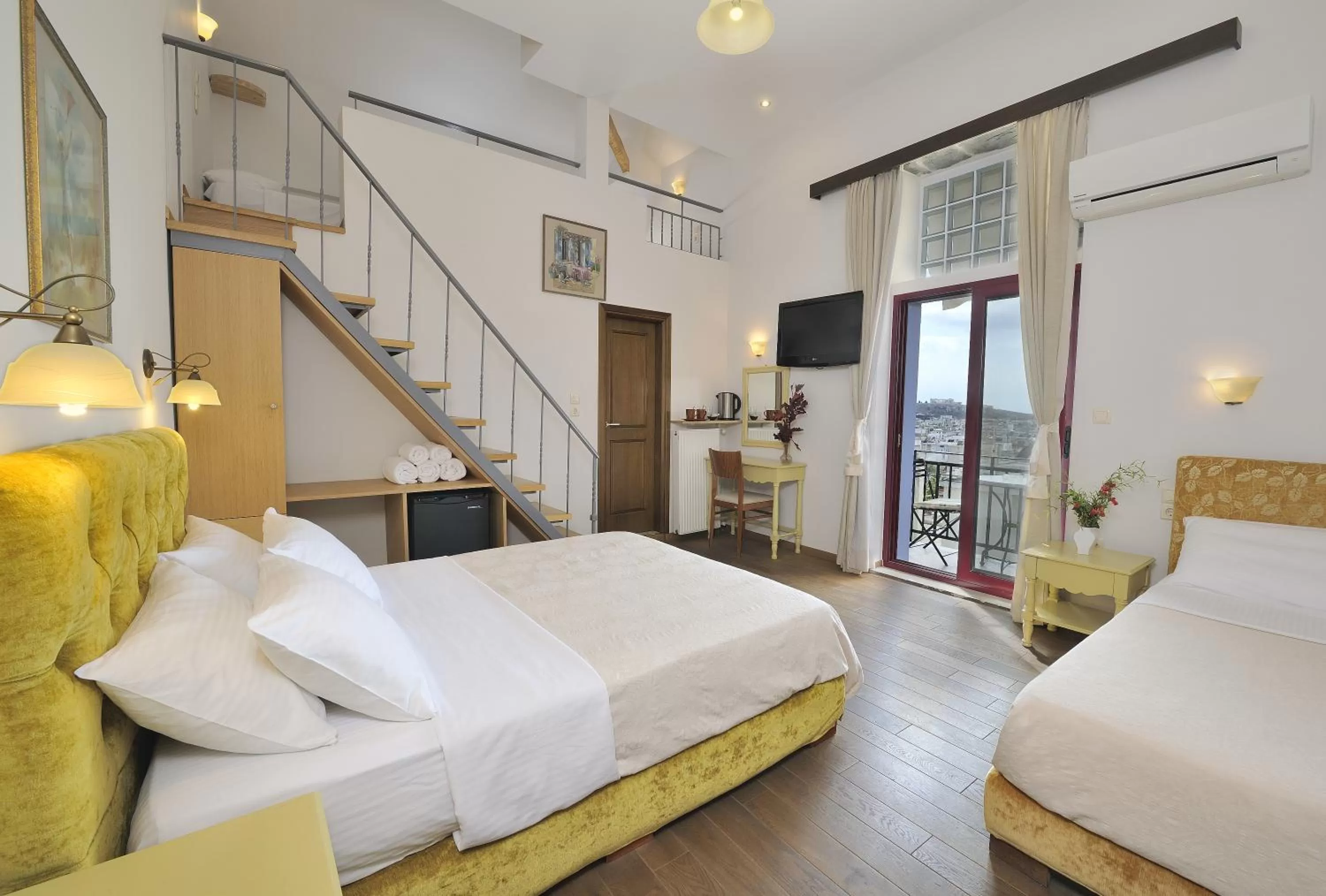 Toilet, Bed in Dryades & Orion Hotel