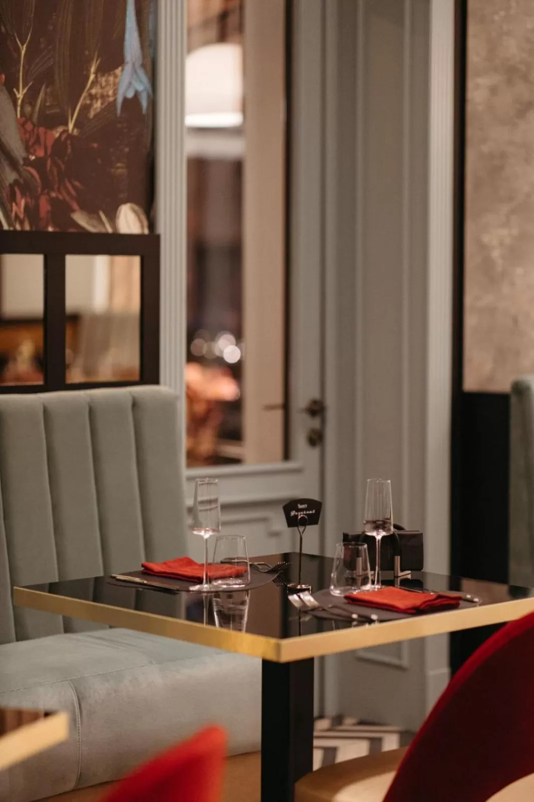 Property building, Restaurant/Places to Eat in Hotel Select