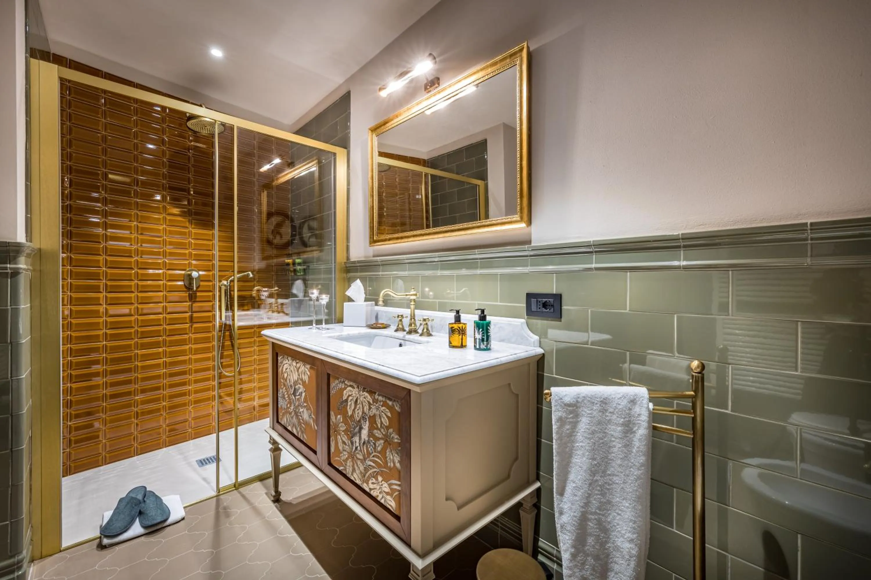 Bathroom in Palazzo Bianca Cappello Residenza d'Epoca