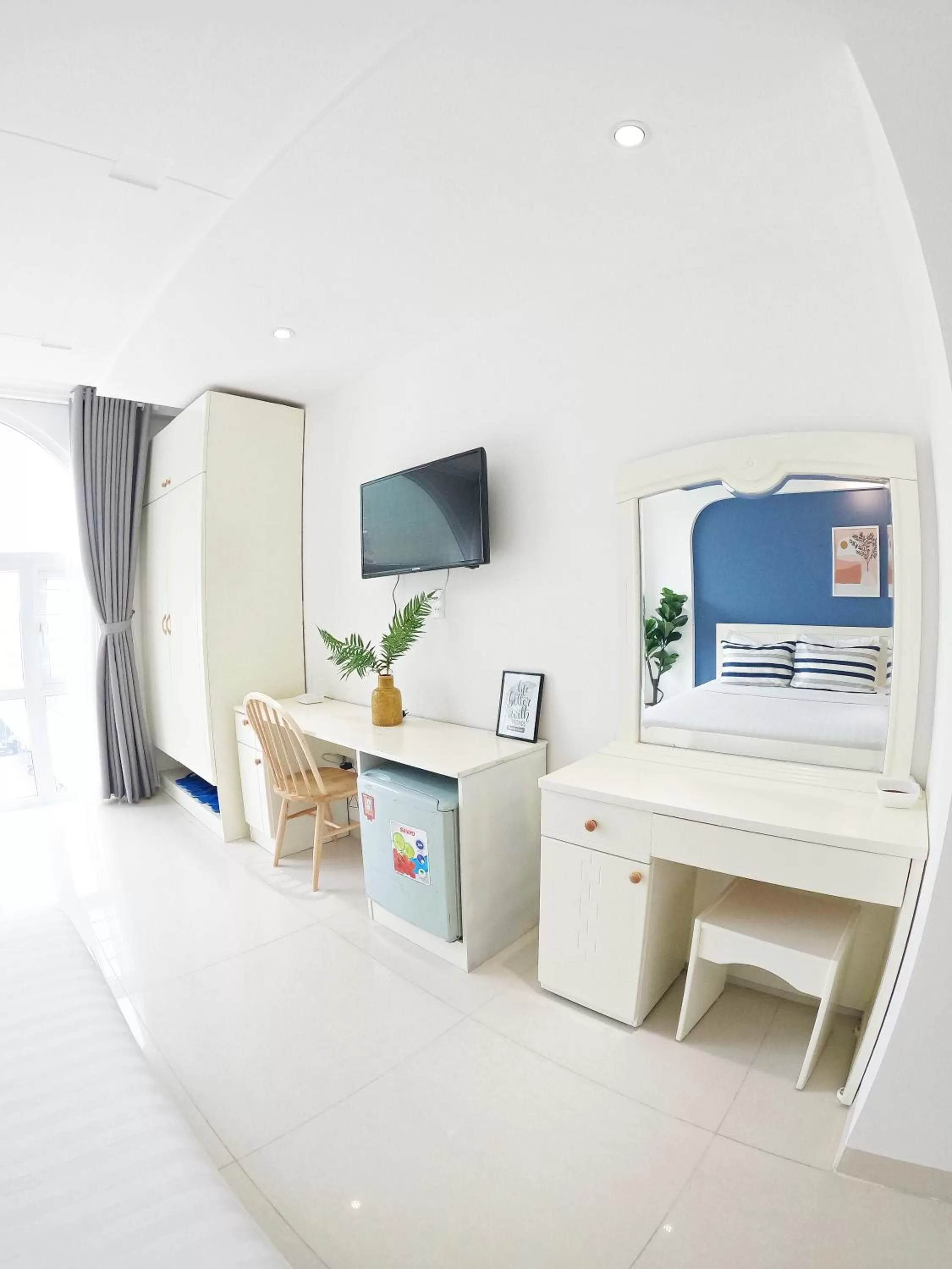 TV and multimedia in Dinh Phat Hotel