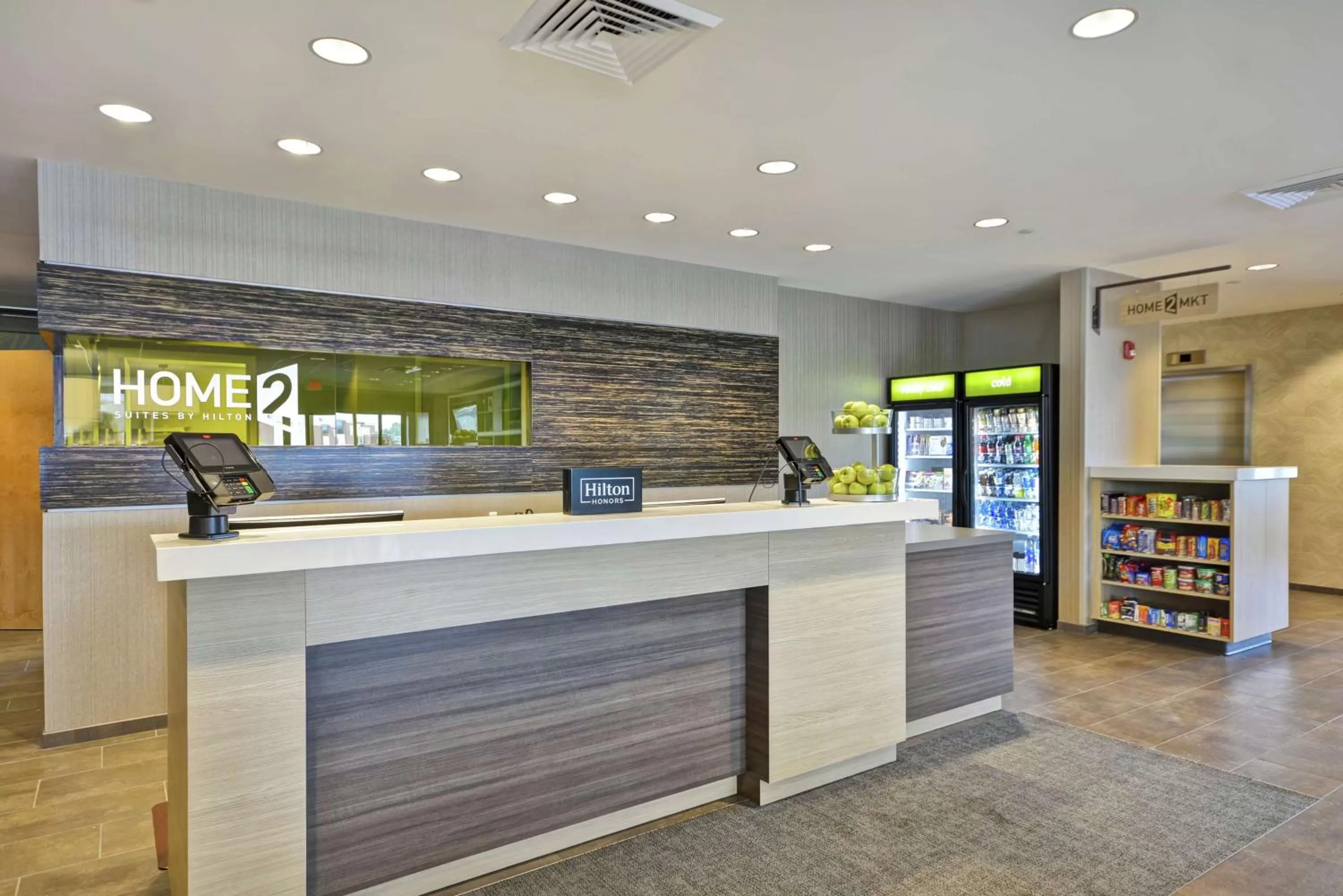 Lobby or reception in Home2 Suites By Hilton Portland Airport