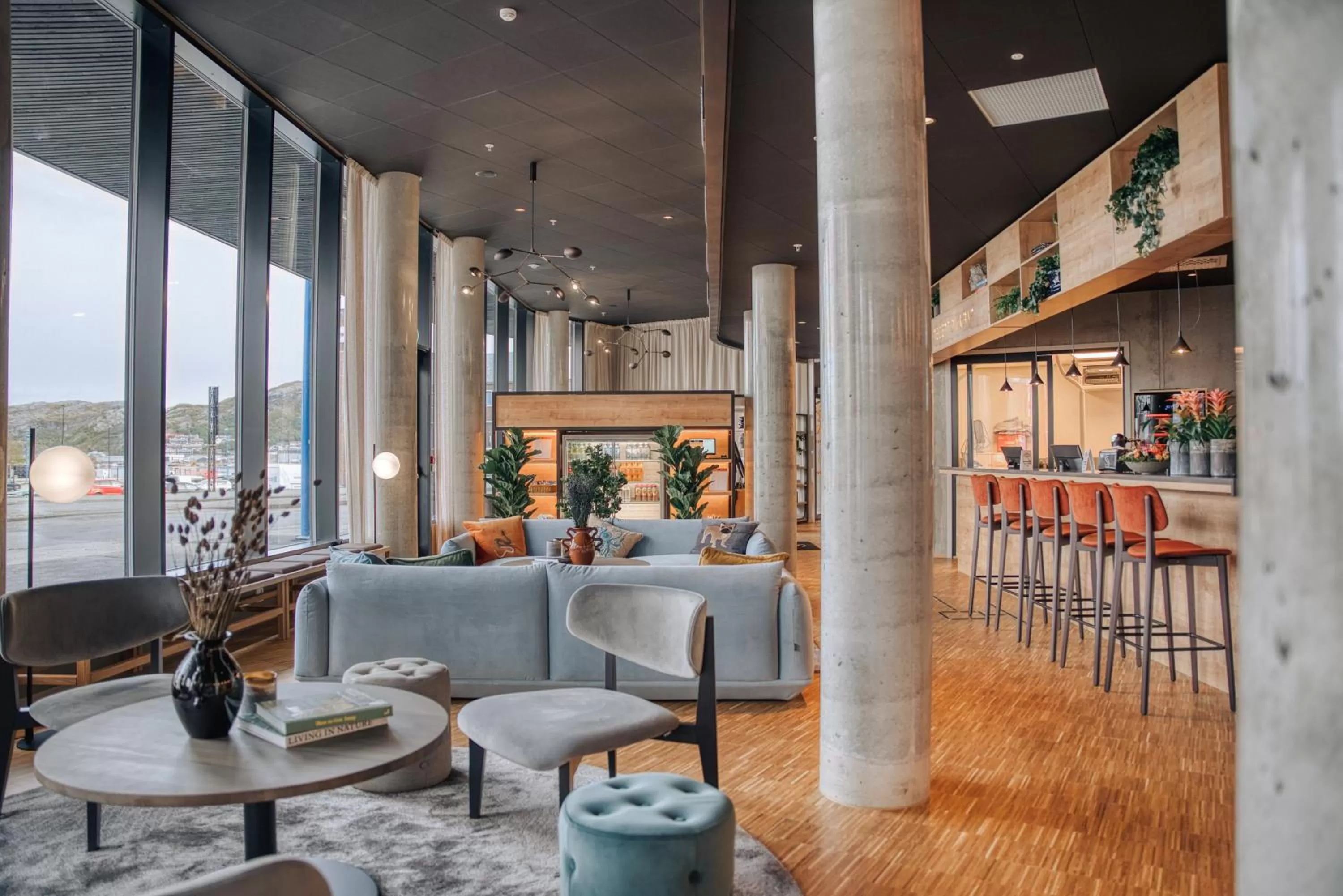 Lobby or reception in Smarthotel Bodø