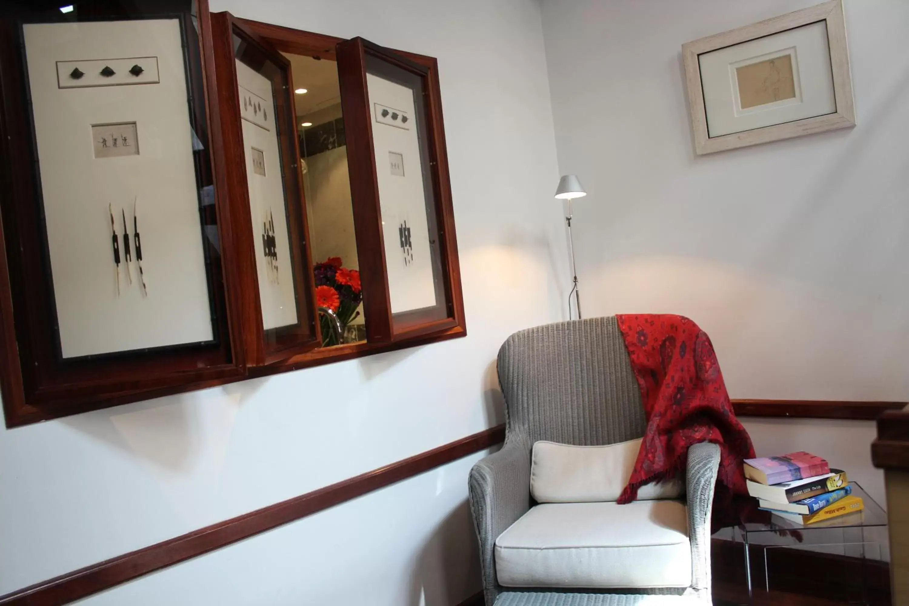 Deluxe Twin Room in Hôtel Prince de Conti - Hôtel Rénové Deluxe Twin Room in Hôtel Prince de Conti - Hôtel Rénové