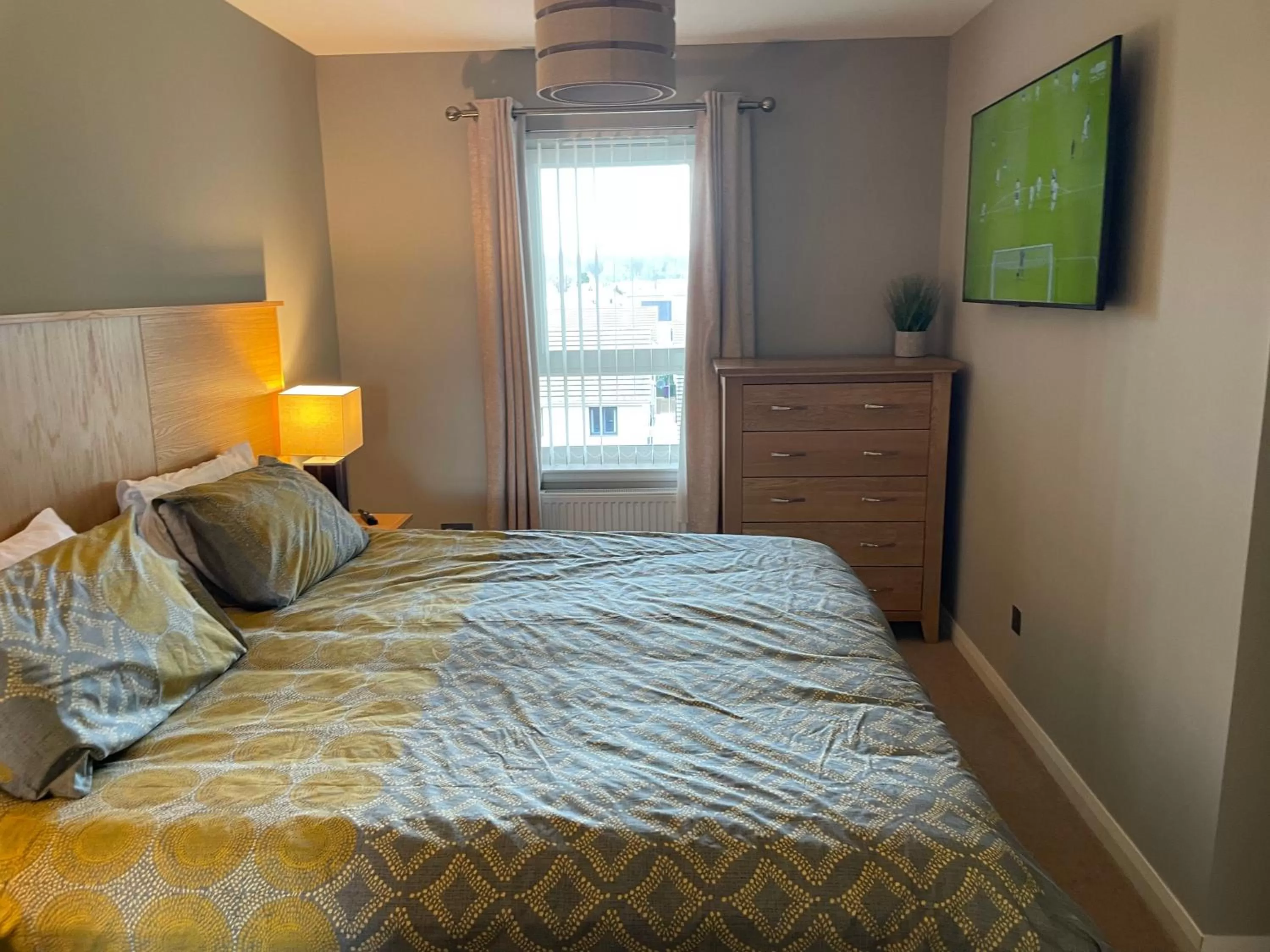 Bed in 19th Hole Hotel, Carnoustie