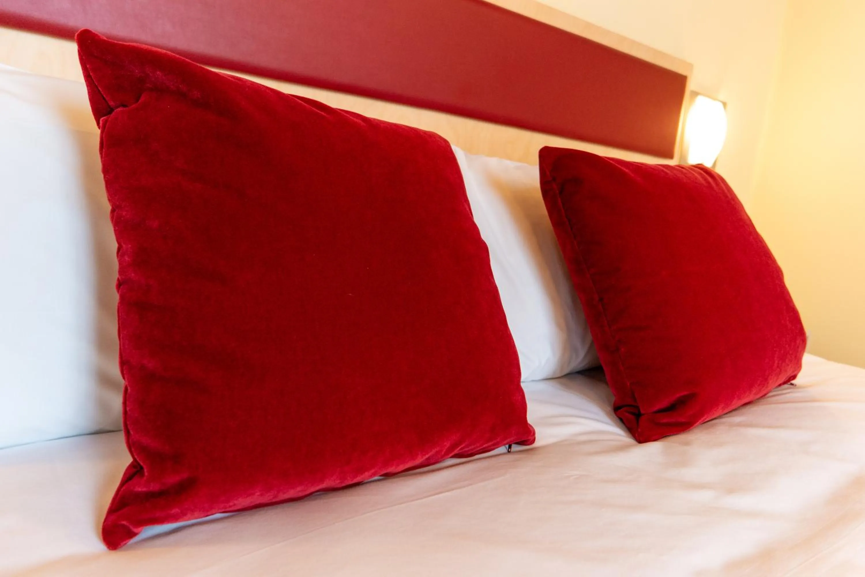 Bed in Hotel Autoespresso Venice - Atika & Atif