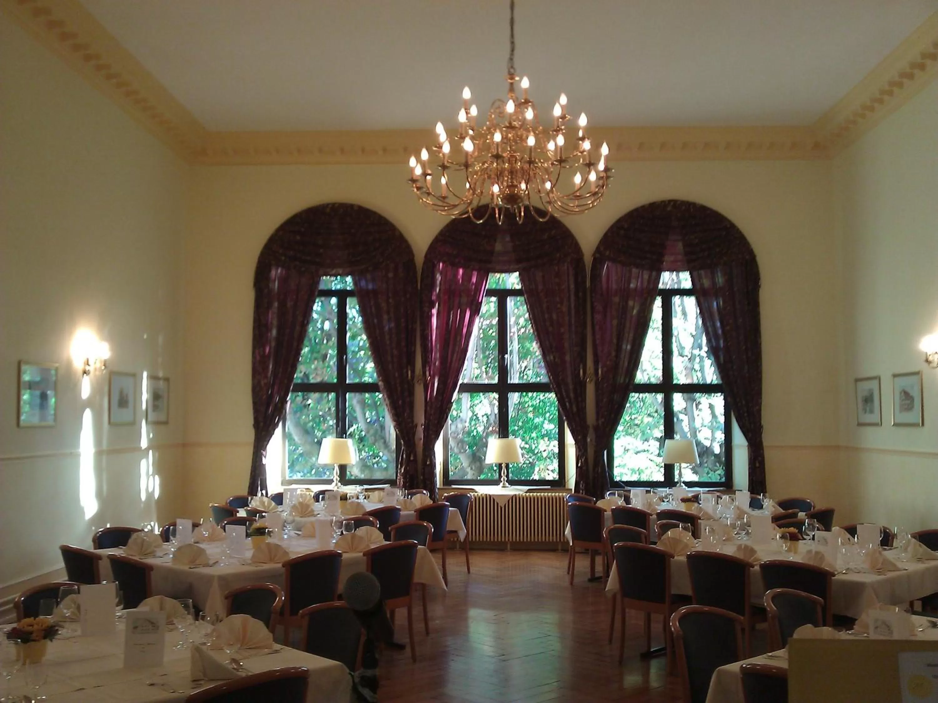 Restaurant/Places to Eat in Hotel-Restaurant Schwanen