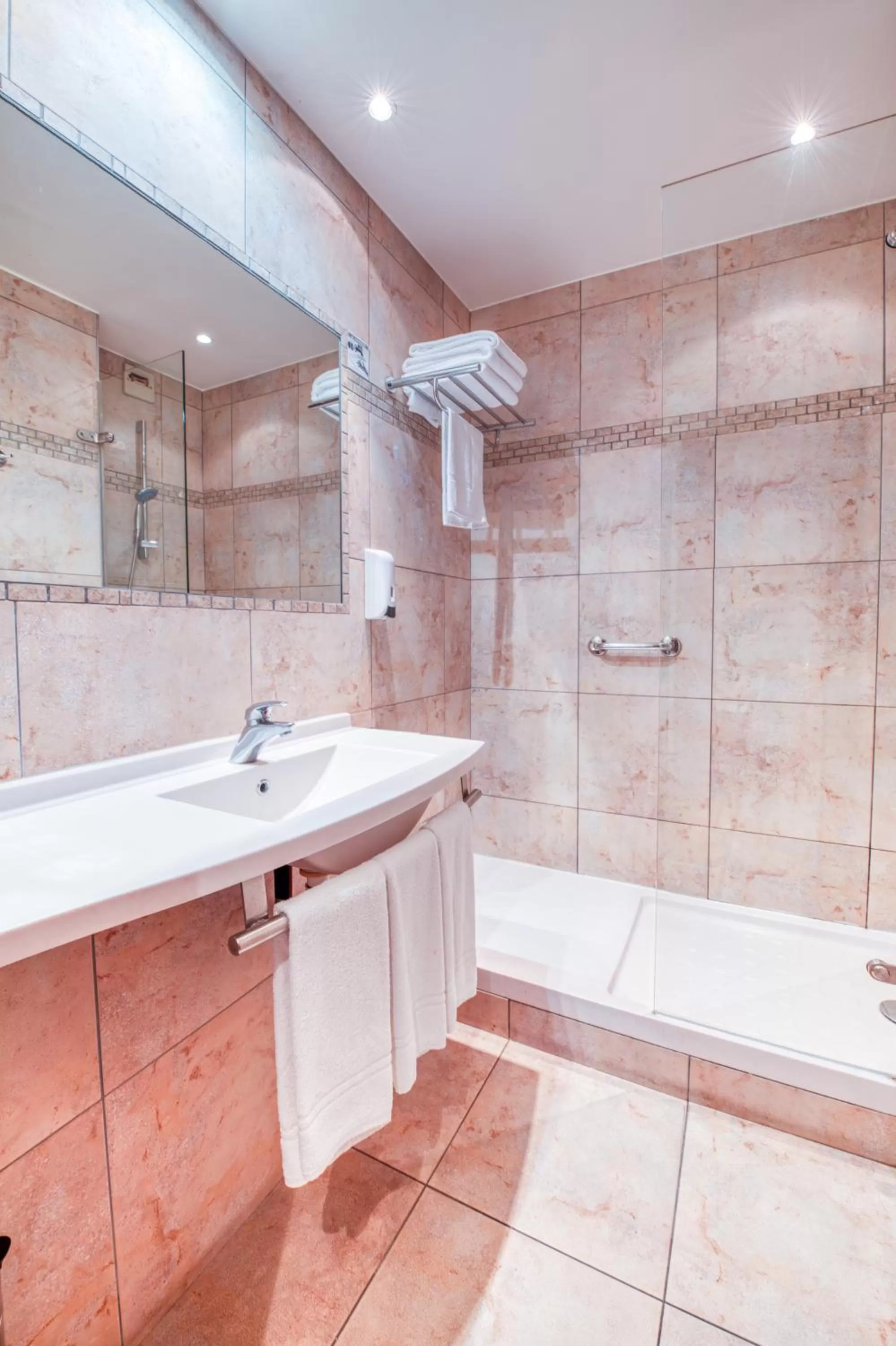 Logis NIMOTEL Hôtel Cosy