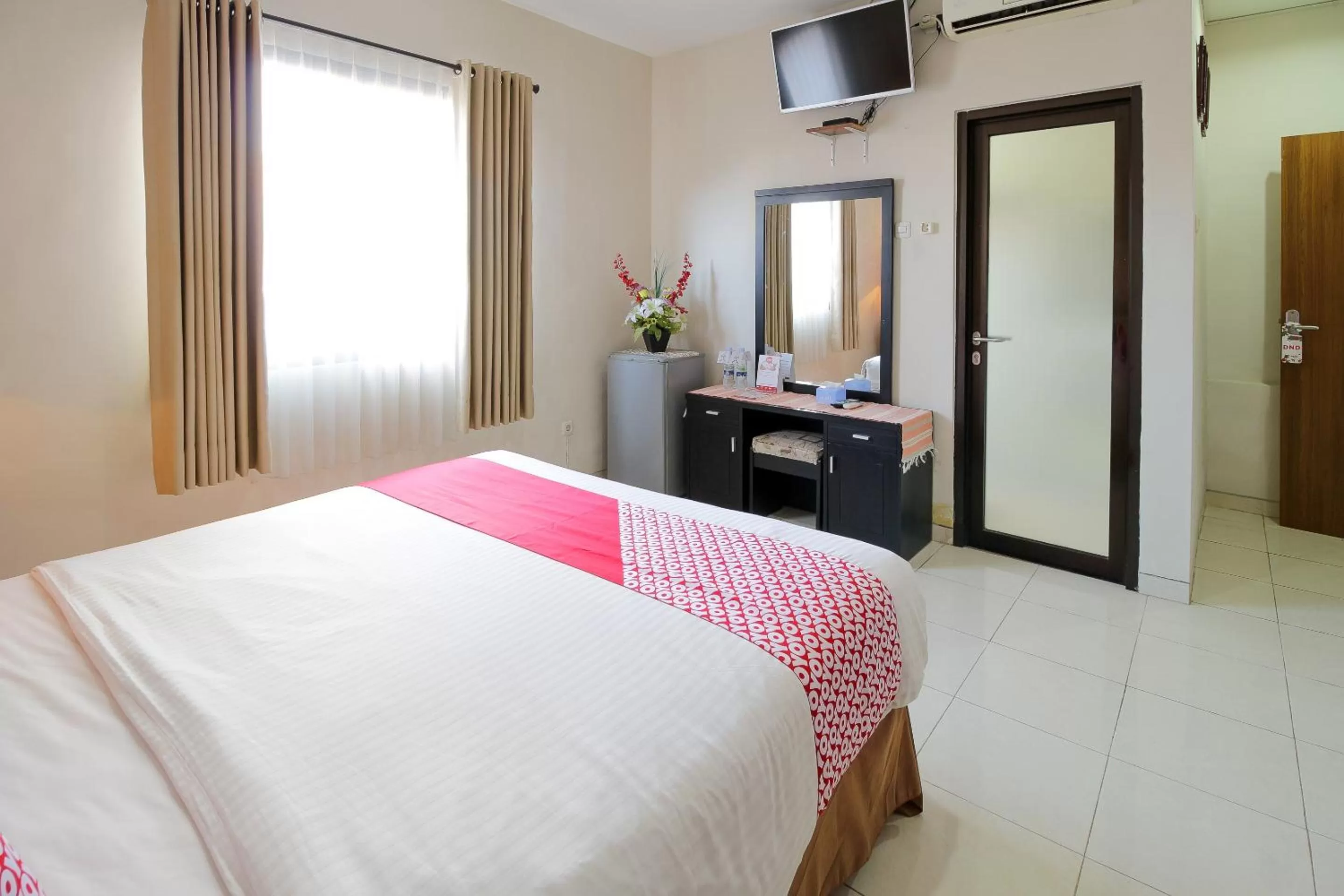Bedroom, Bed in OYO 734 Tuban Torres Accomodation