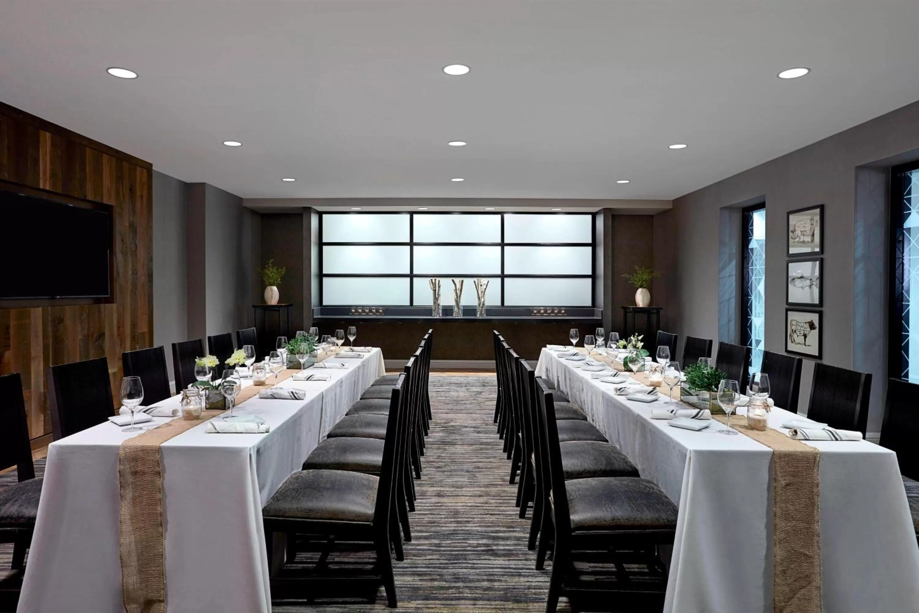 Restaurant/places to eat in Bethesda Marriott