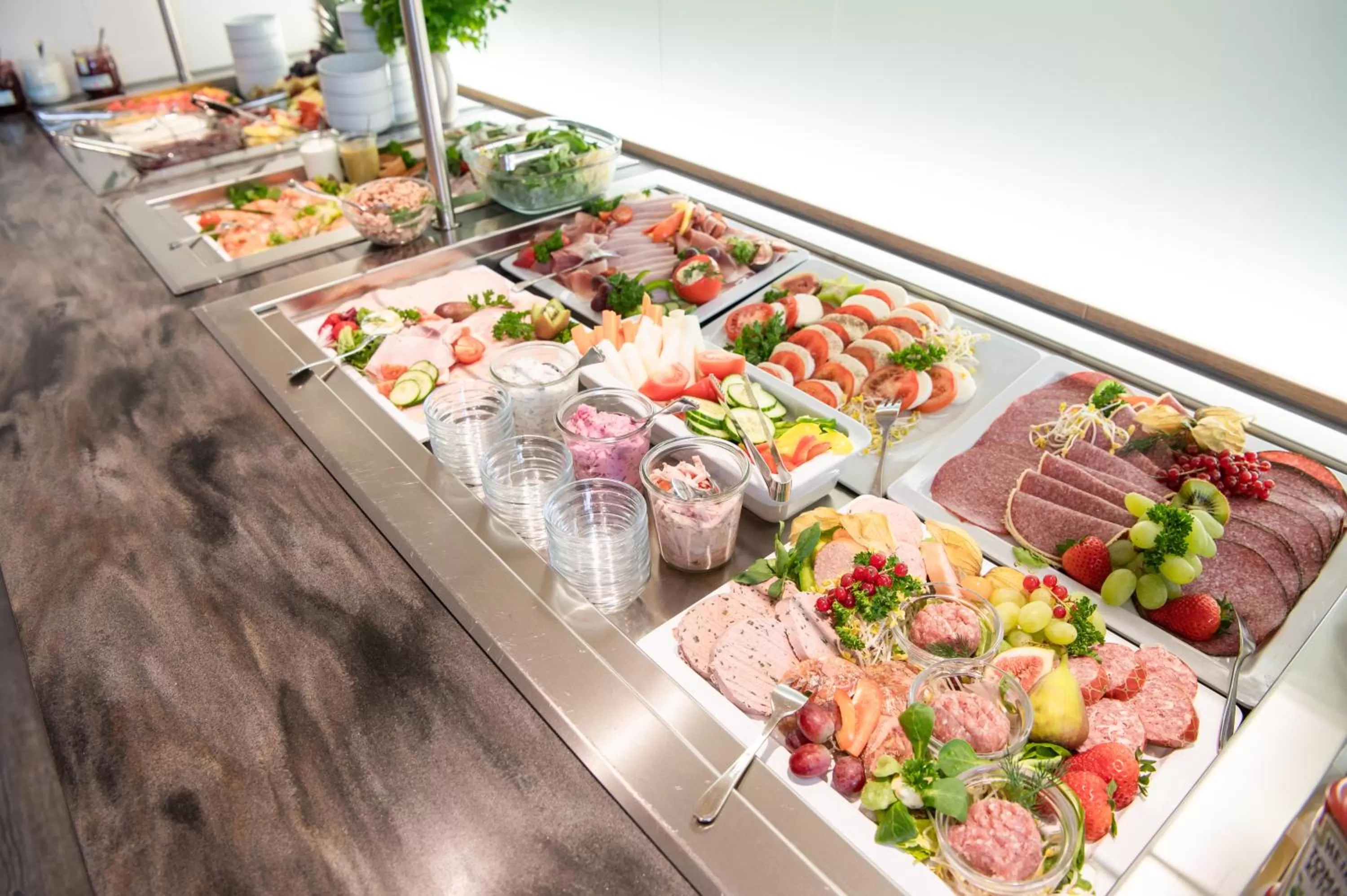 Buffet breakfast in LIHO - einfach Lübeck