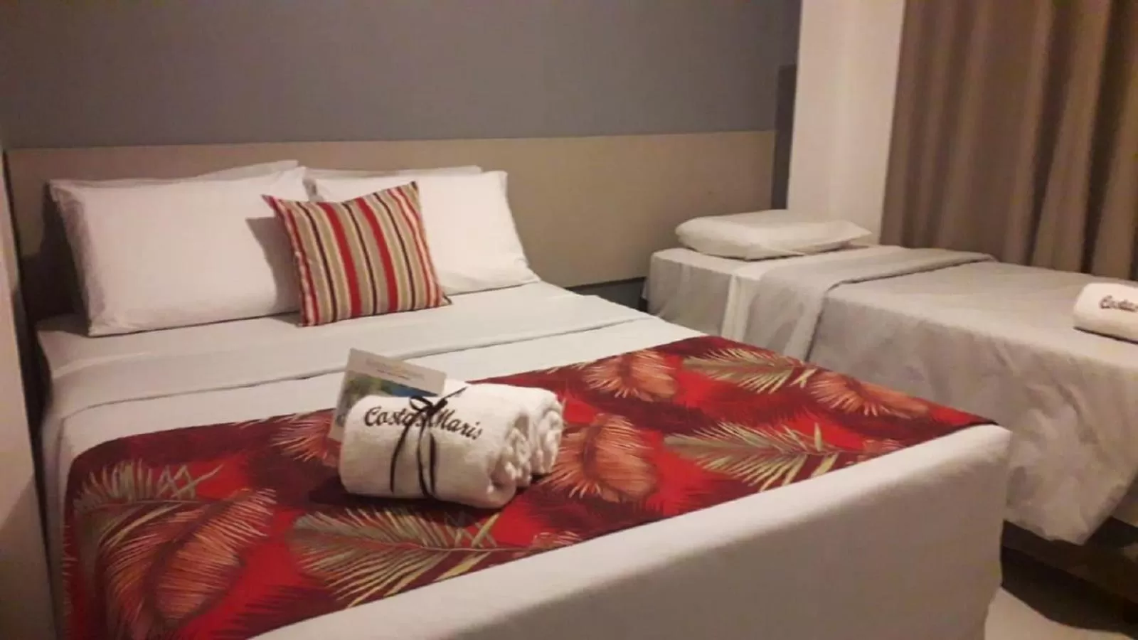 Bed in Costa Maris Beach Hotel Frente Mar