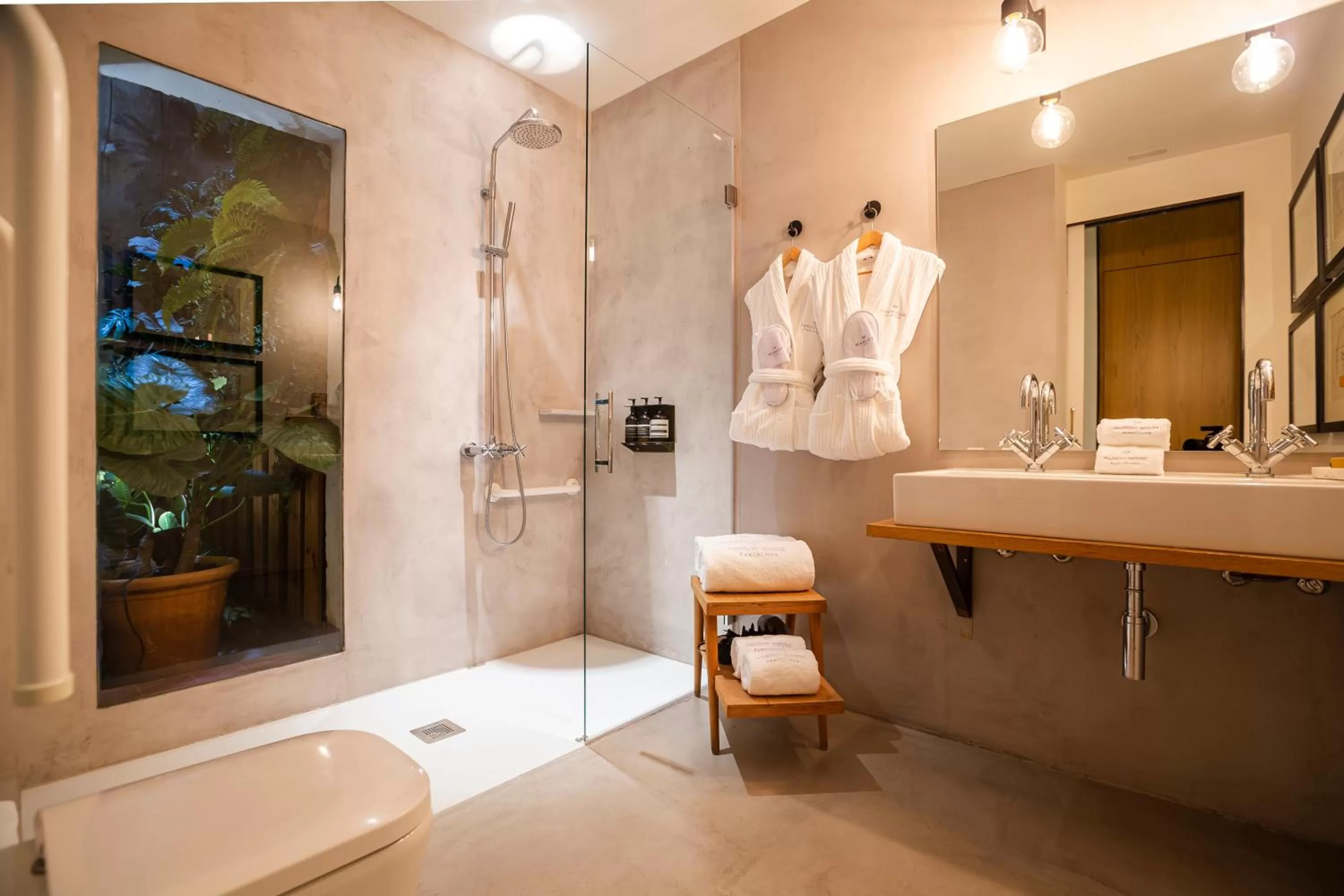 Bathroom in Hotel Margot House Barcelona