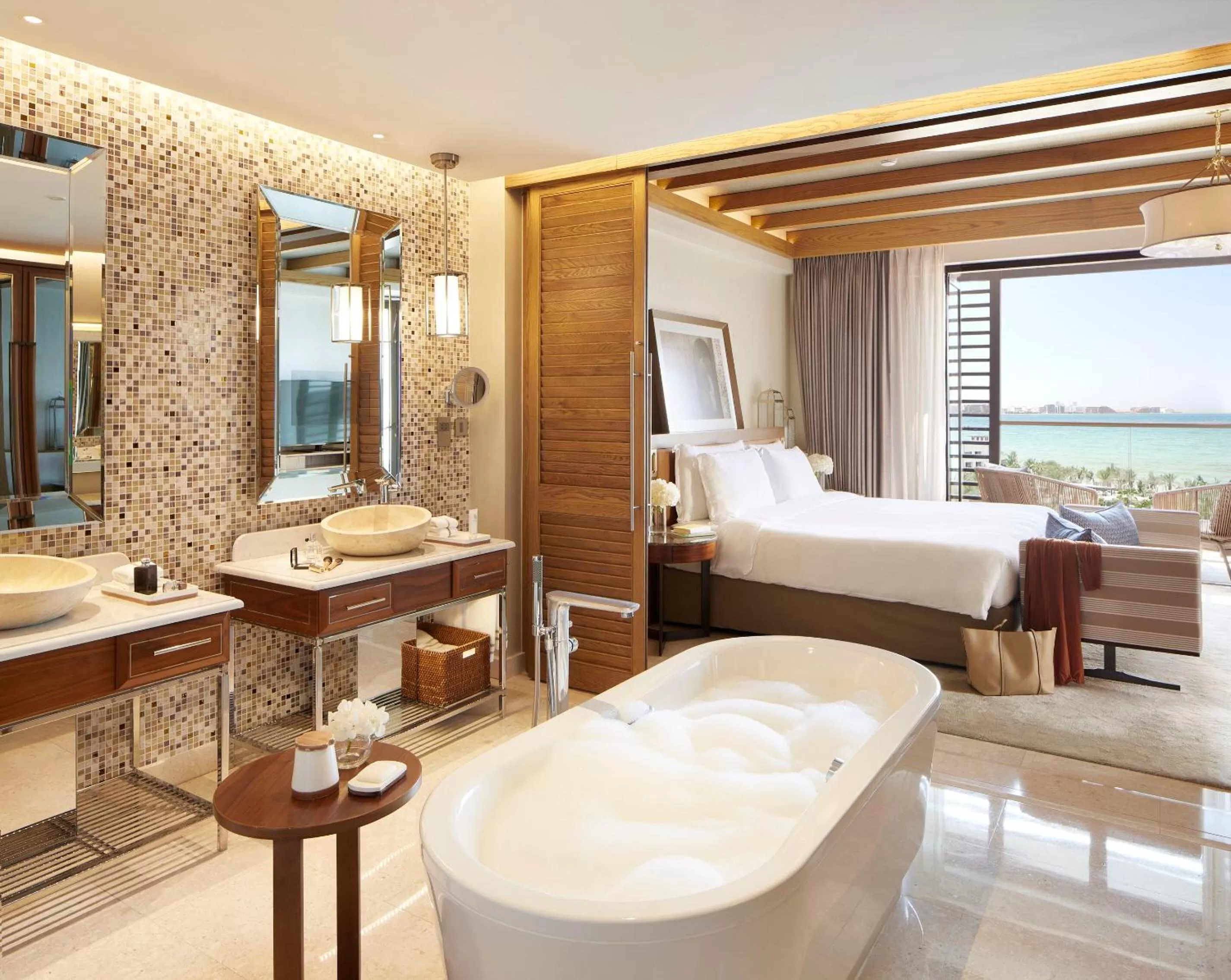 Bathroom, Bed in Jumeirah Al Naseem Dubai
