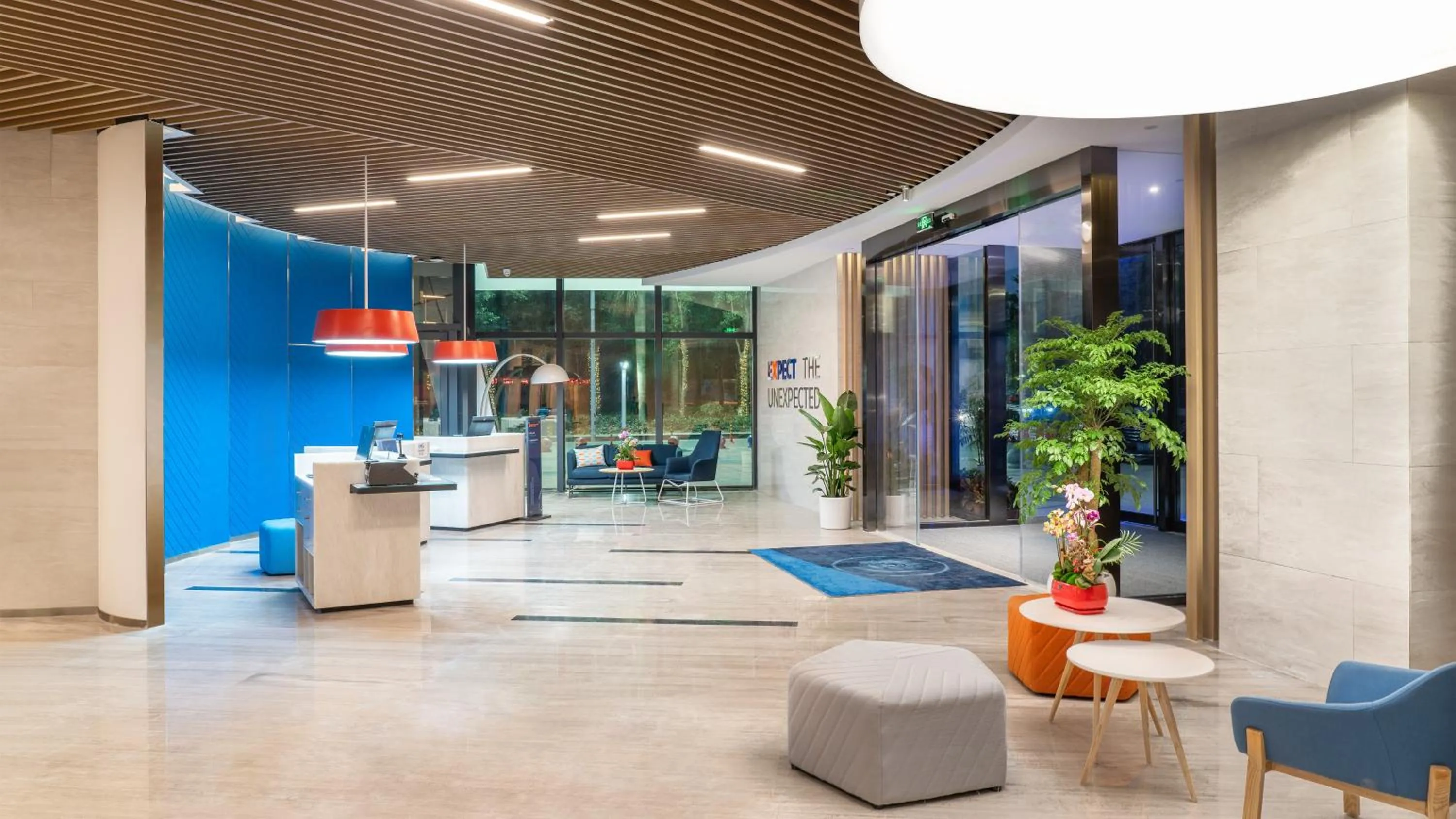 Lobby or reception in Holiday Inn Express Yangjiang City Center by IHG