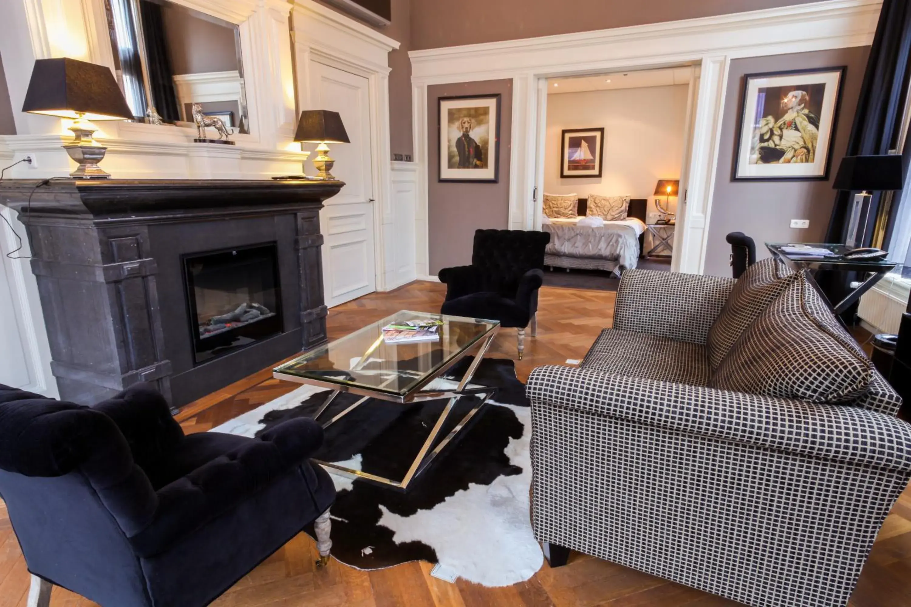 King Suite in Post-Plaza Hotel & Grand Café King Suite in Post-Plaza Hotel & Grand Café