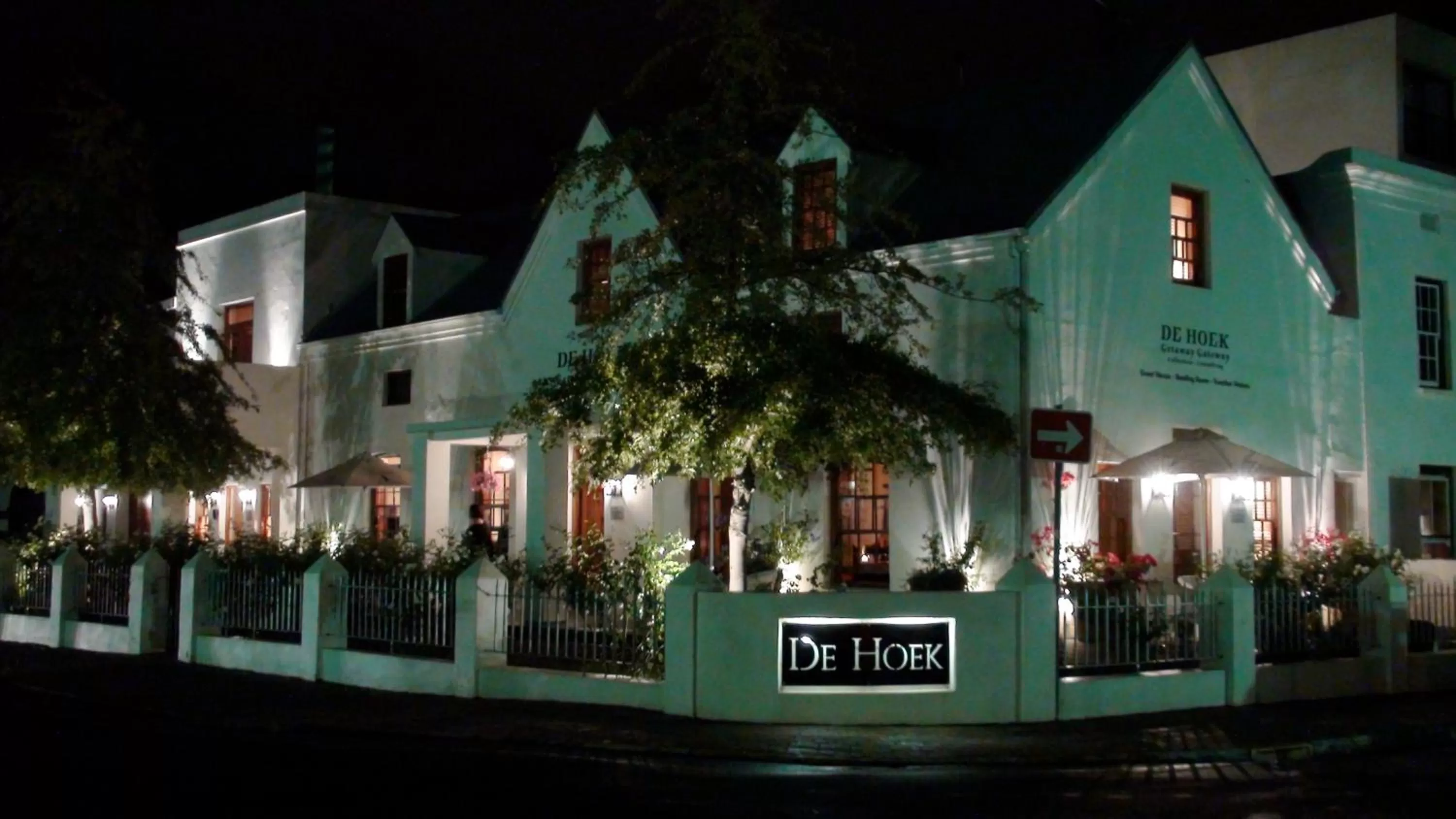 Night in De Hoek Manor