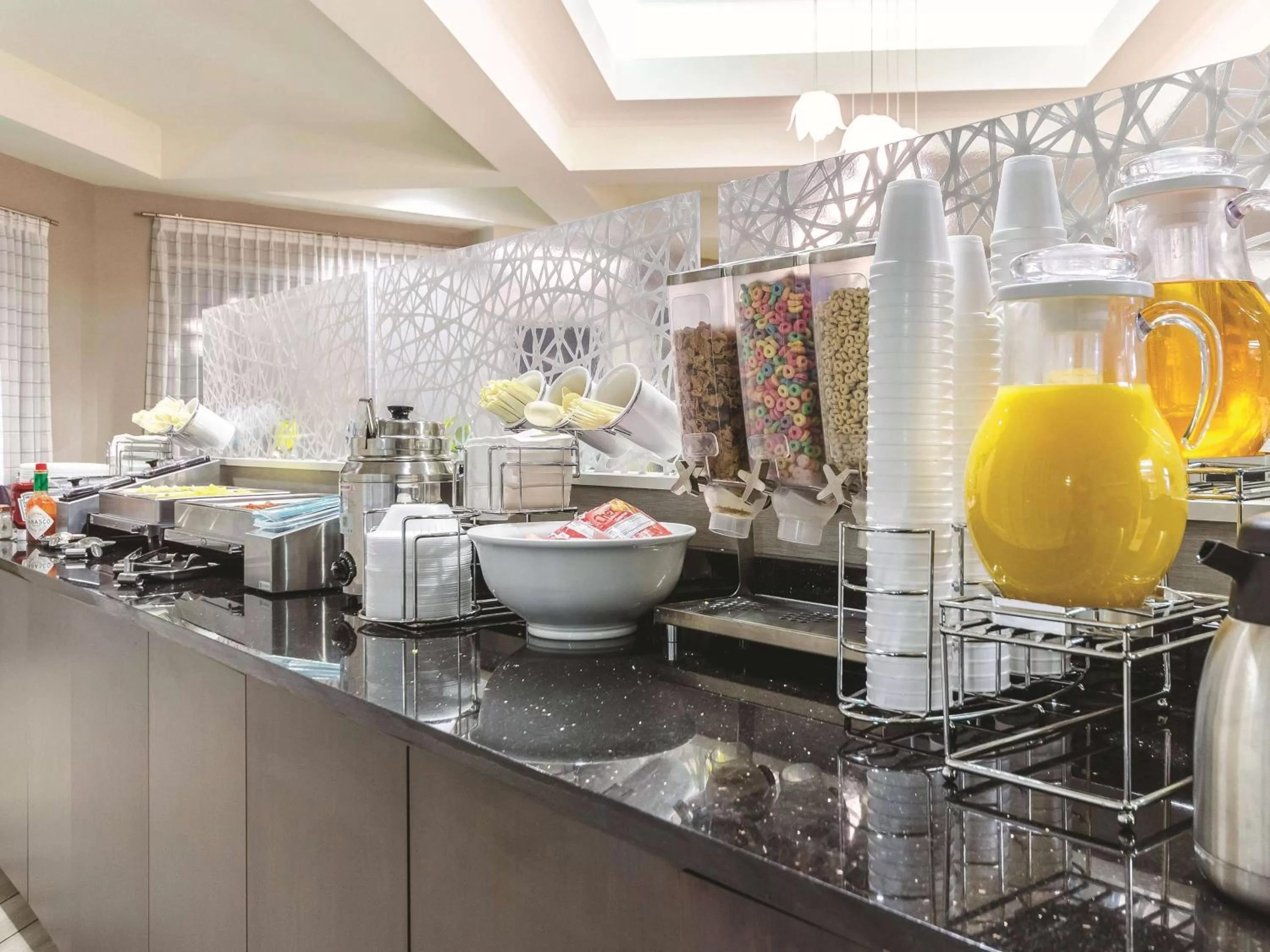 Restaurant/places to eat in La Quinta by Wyndham Grand Junction Airport