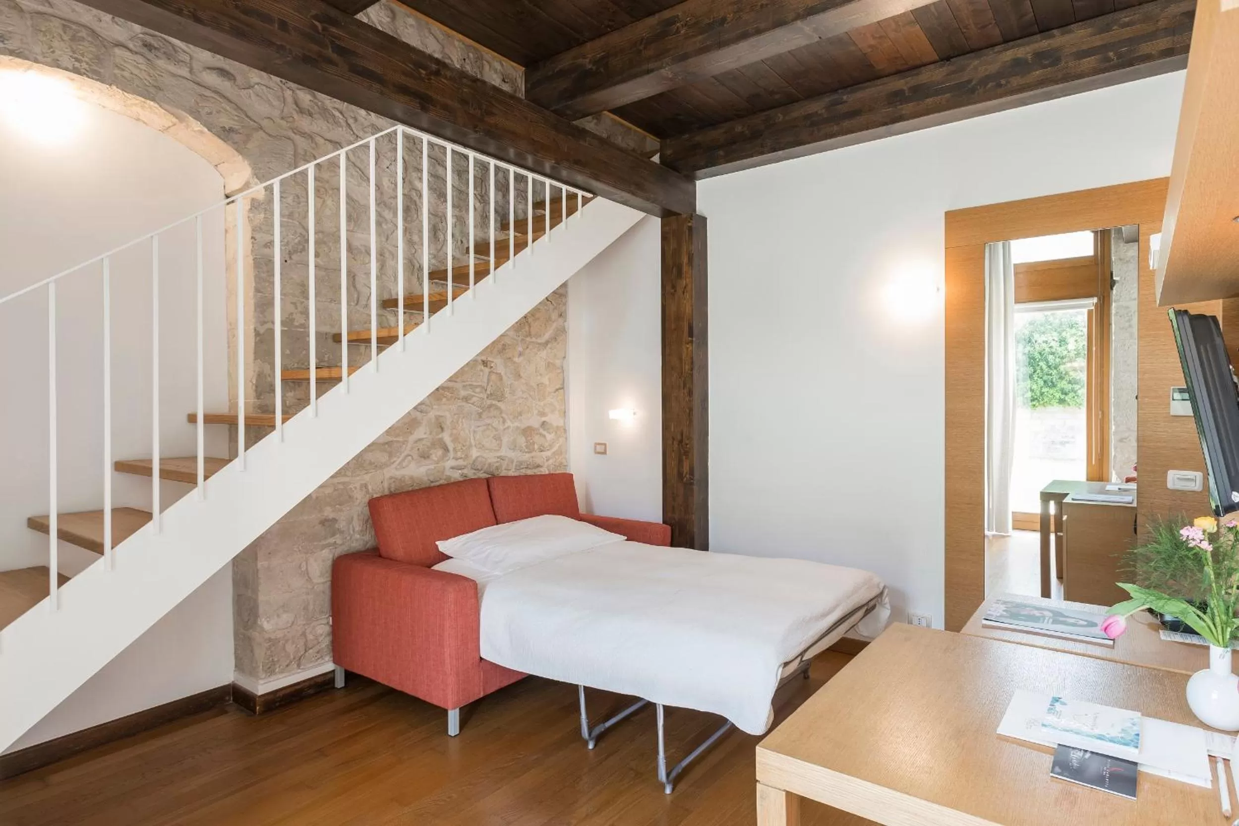 TV and multimedia in Hotel Villa Carlotta