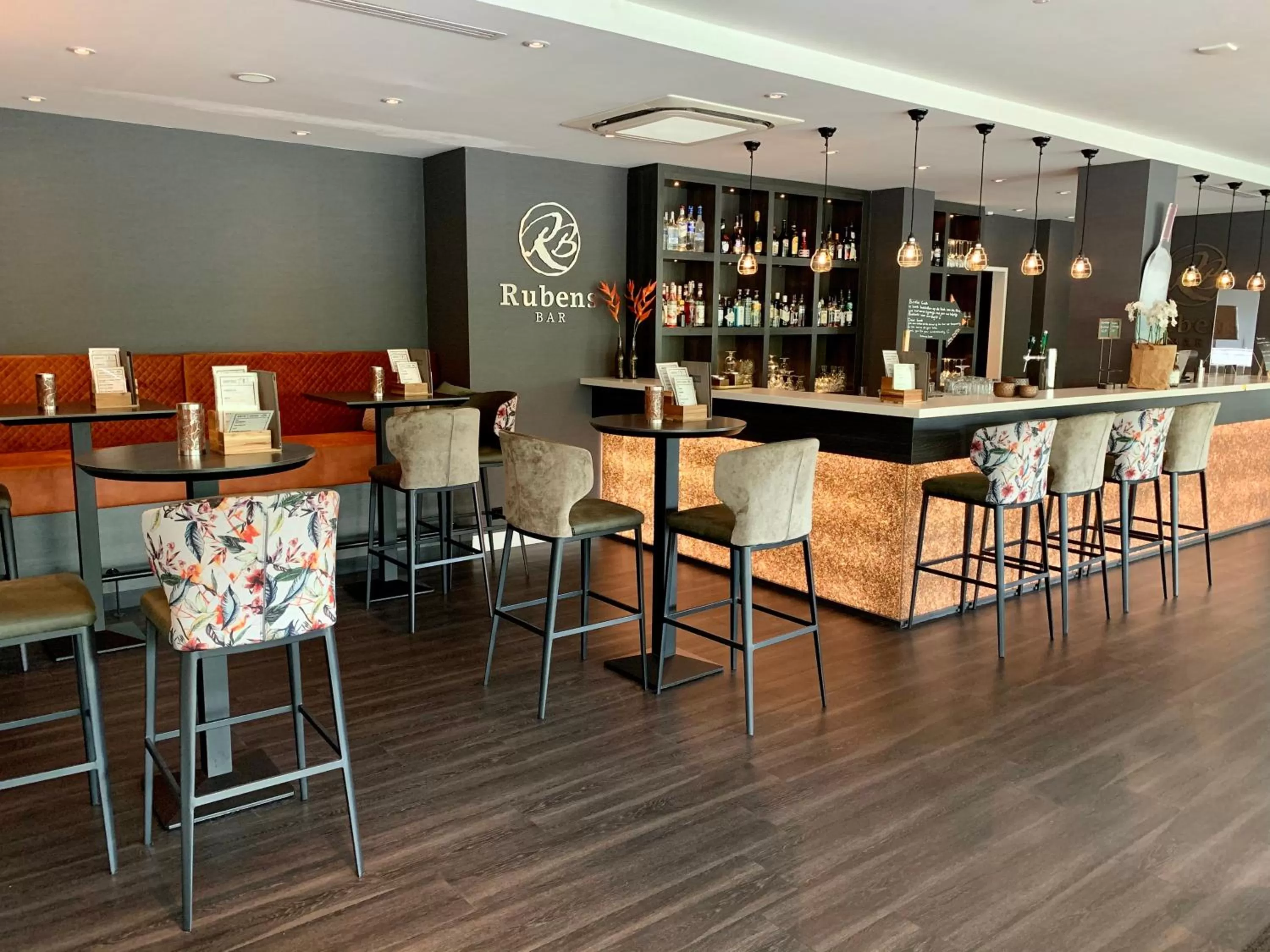 Restaurant/places to eat in Golden Tulip Leiden Centre