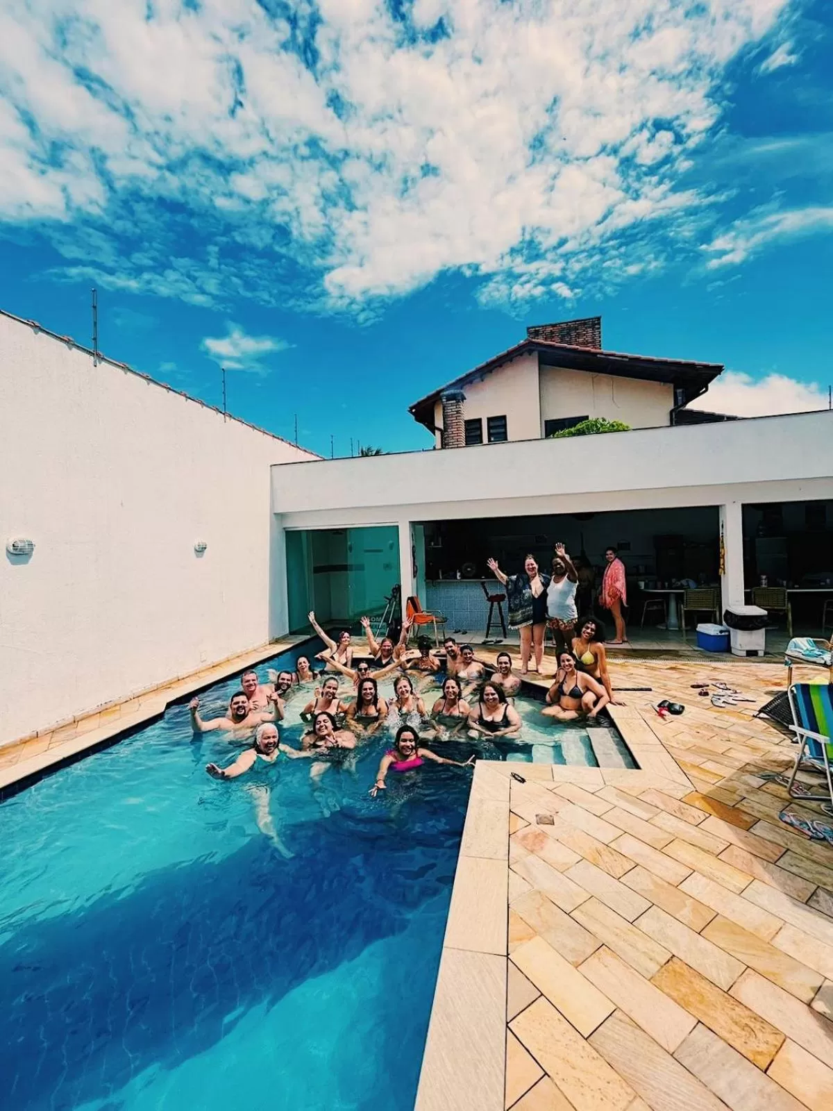 Swimming pool in Hostel e Pousada Bahia Beach