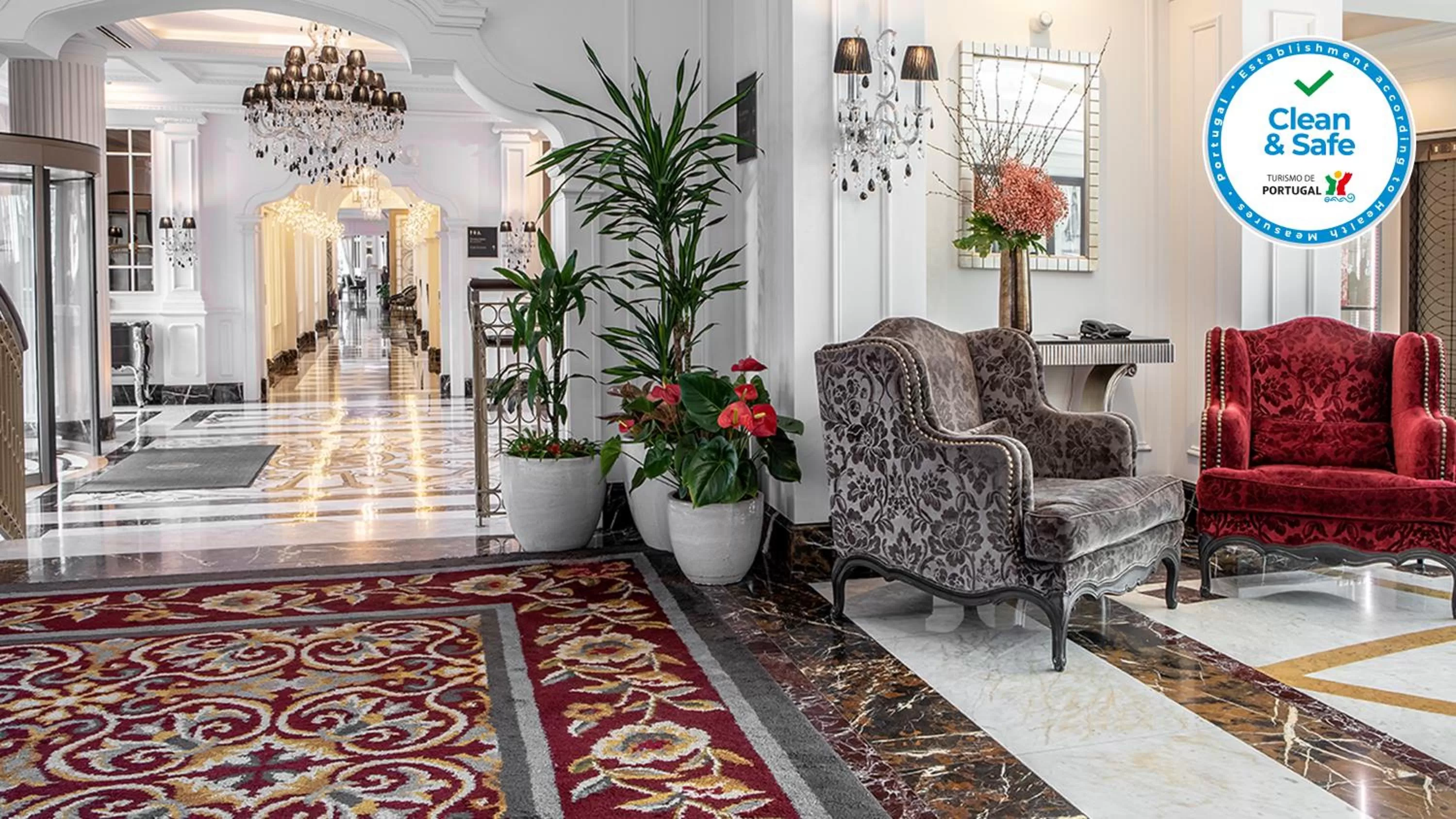 Lobby or reception in InterContinental Porto - Palacio das Cardosas by IHG