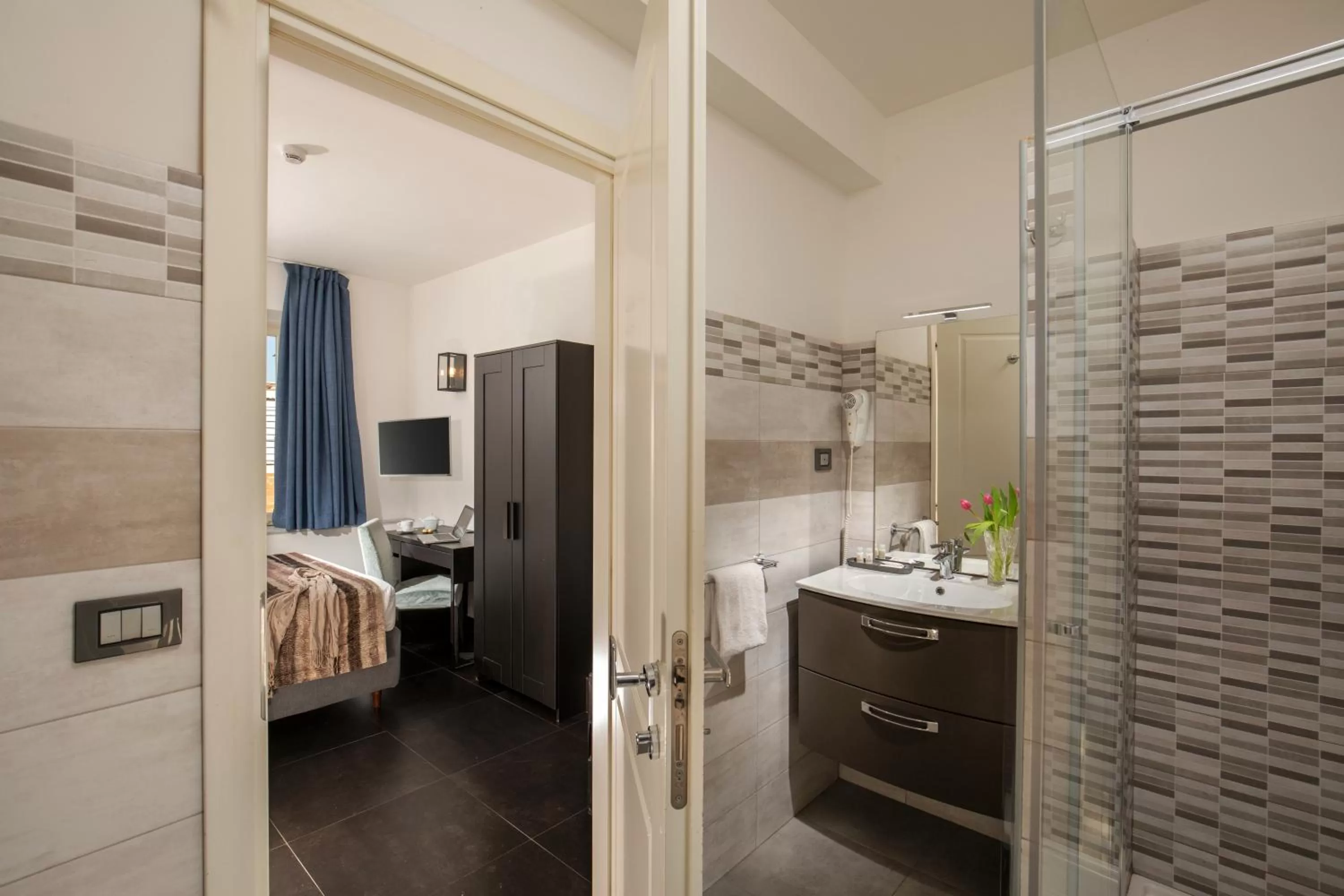 Bathroom, Bed in Fragrance Hotel St. Peter