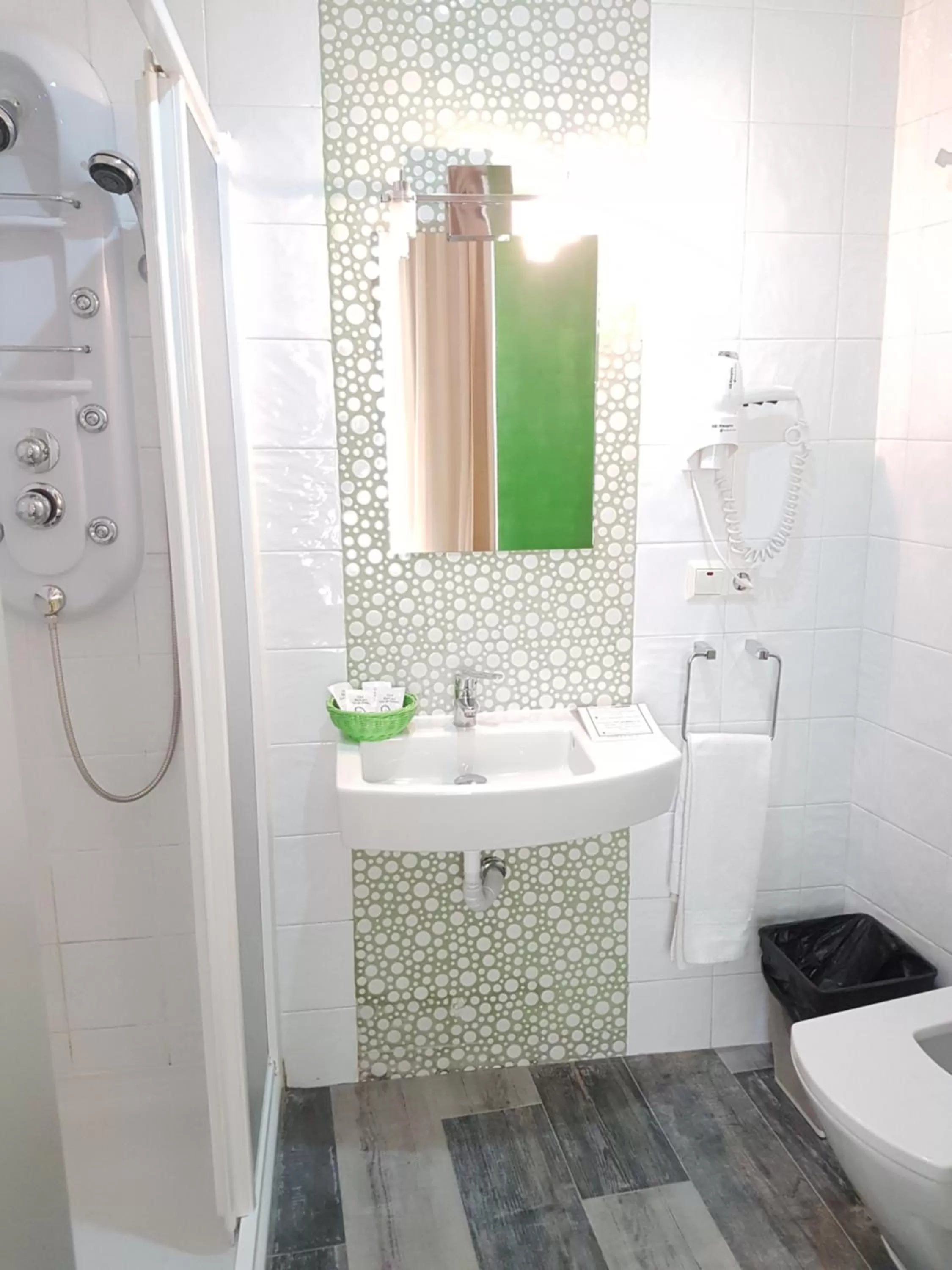 Bathroom in Hotel y Apartamentos Doña Lola