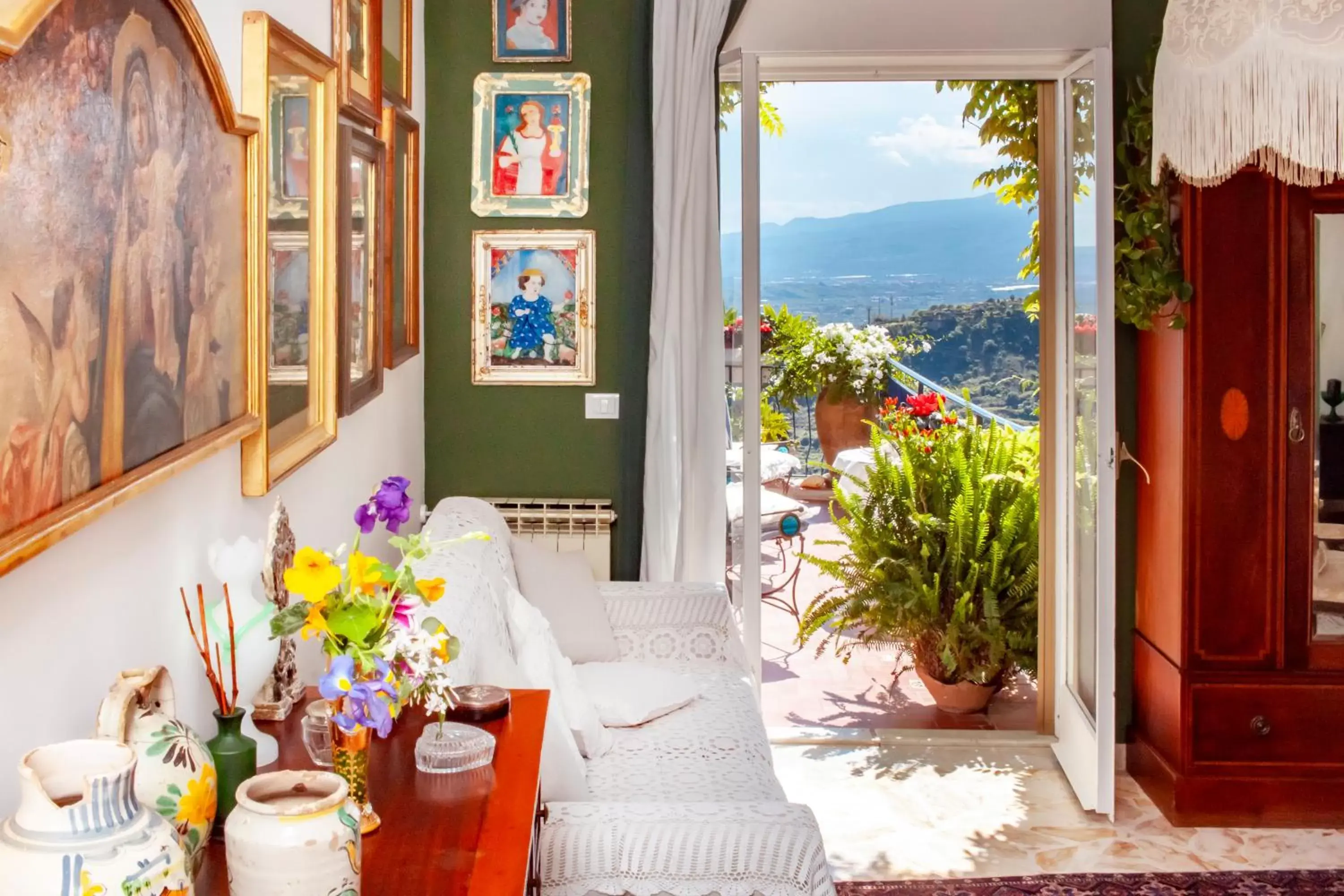 Double Room with Private Bathroom in B&B Villa Giorgia Double Room with Private Bathroom in B&B Villa Giorgia