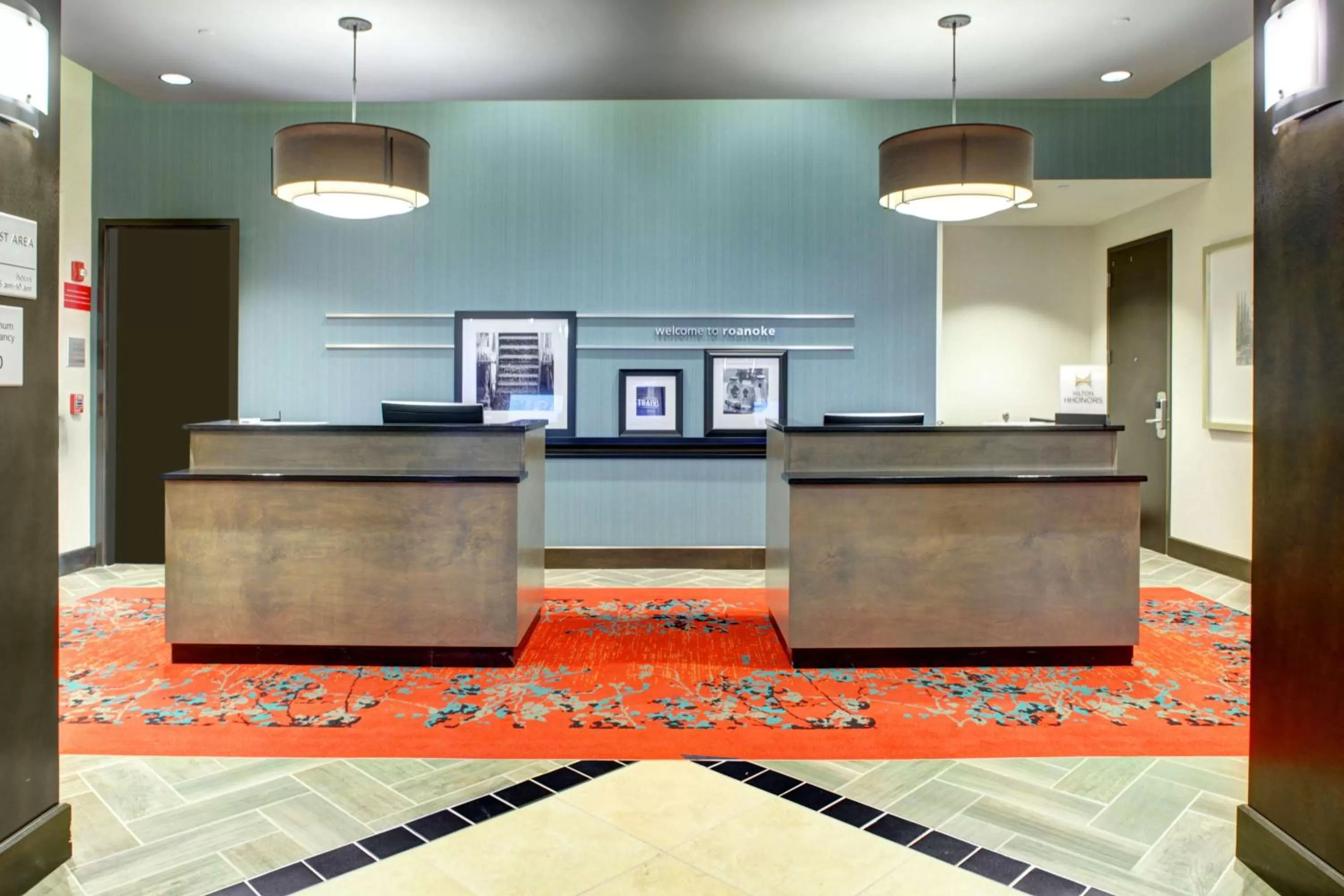 Lobby or reception in Hampton Inn & Suites - Roanoke-Downtown, VA