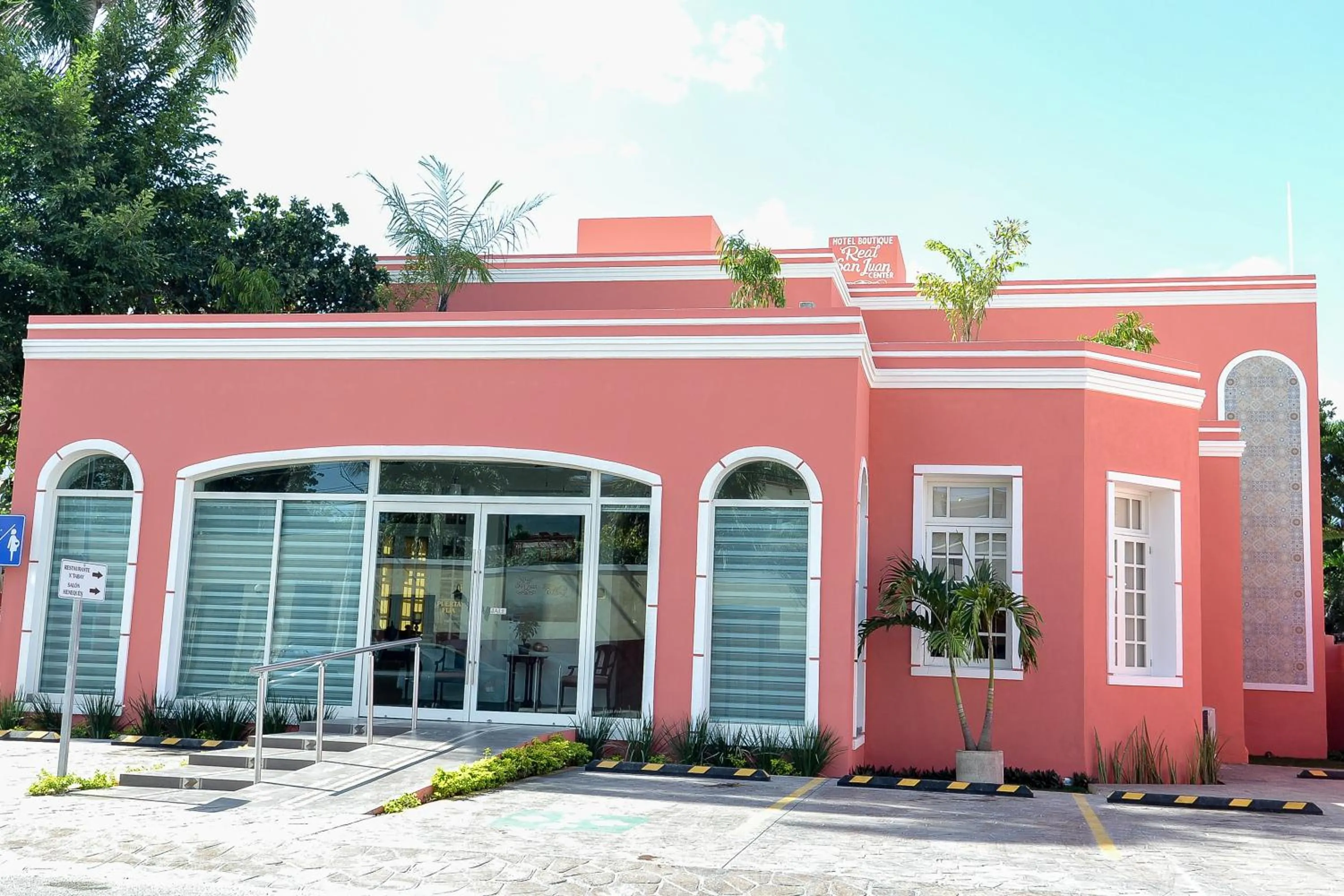 Property building in Hotel Boutique Real San Juan Center