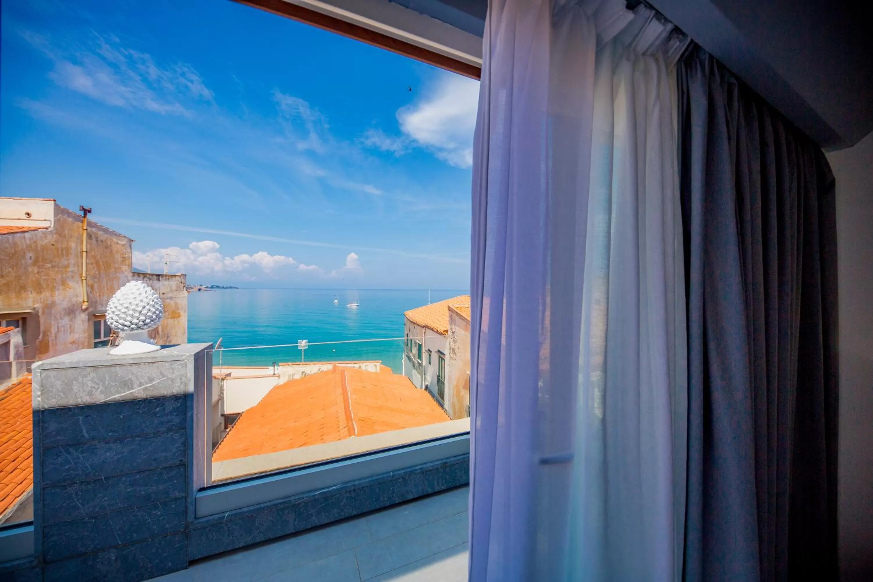 Ossuna Bay Hotel Boutique