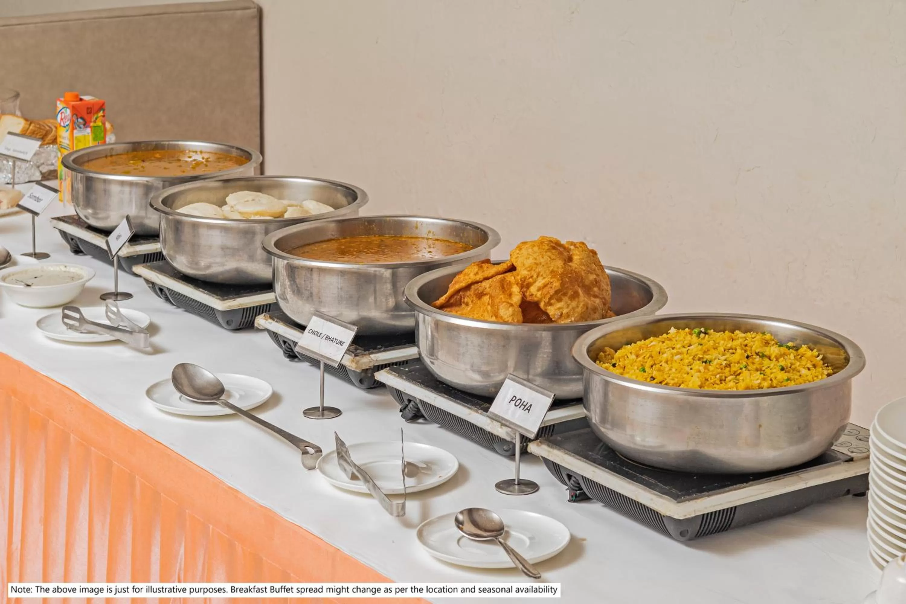 Buffet breakfast in Treebo Tryst Tamarind