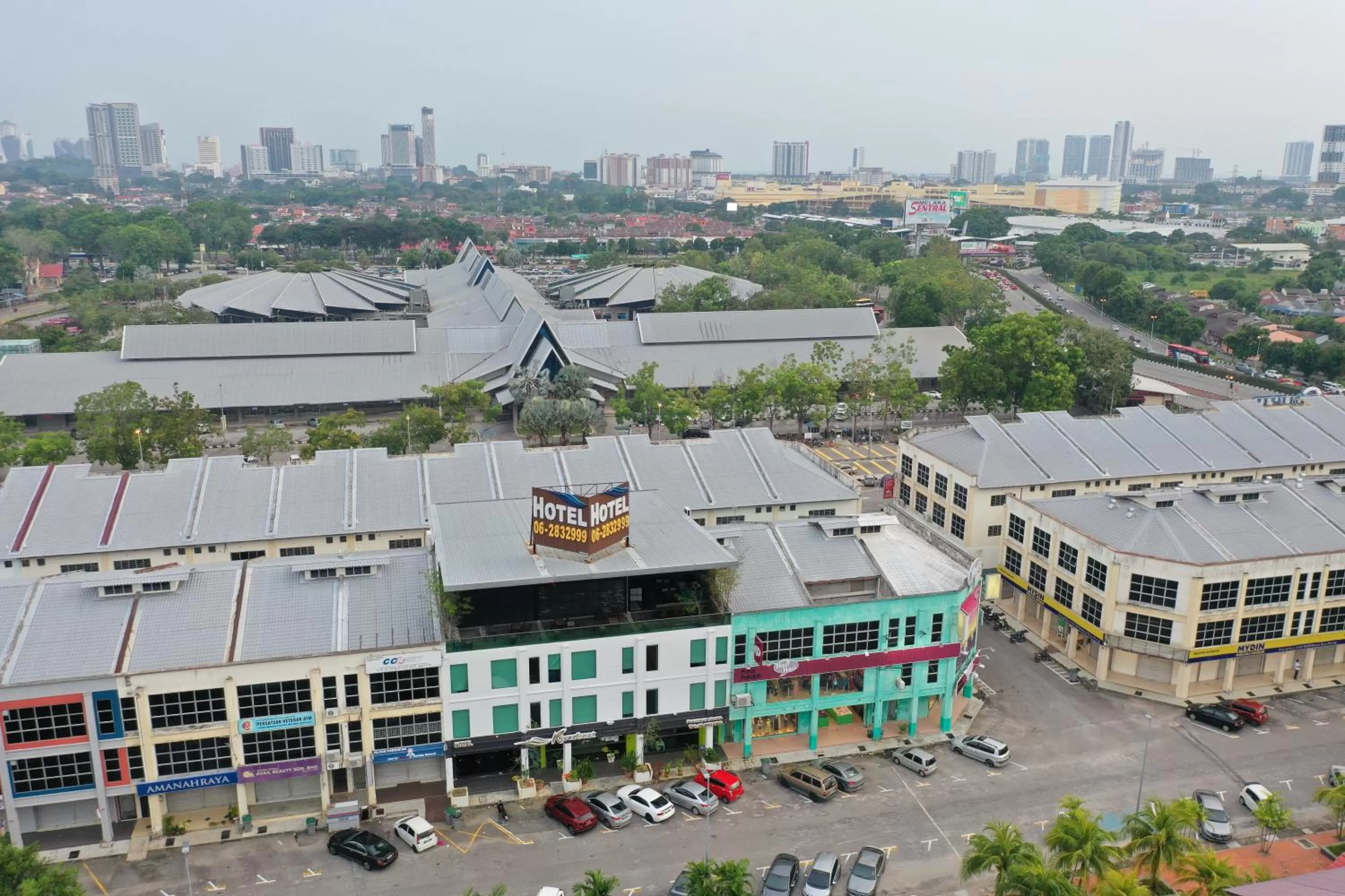 Bird's-eye View in Riverfront Boutique Hotel