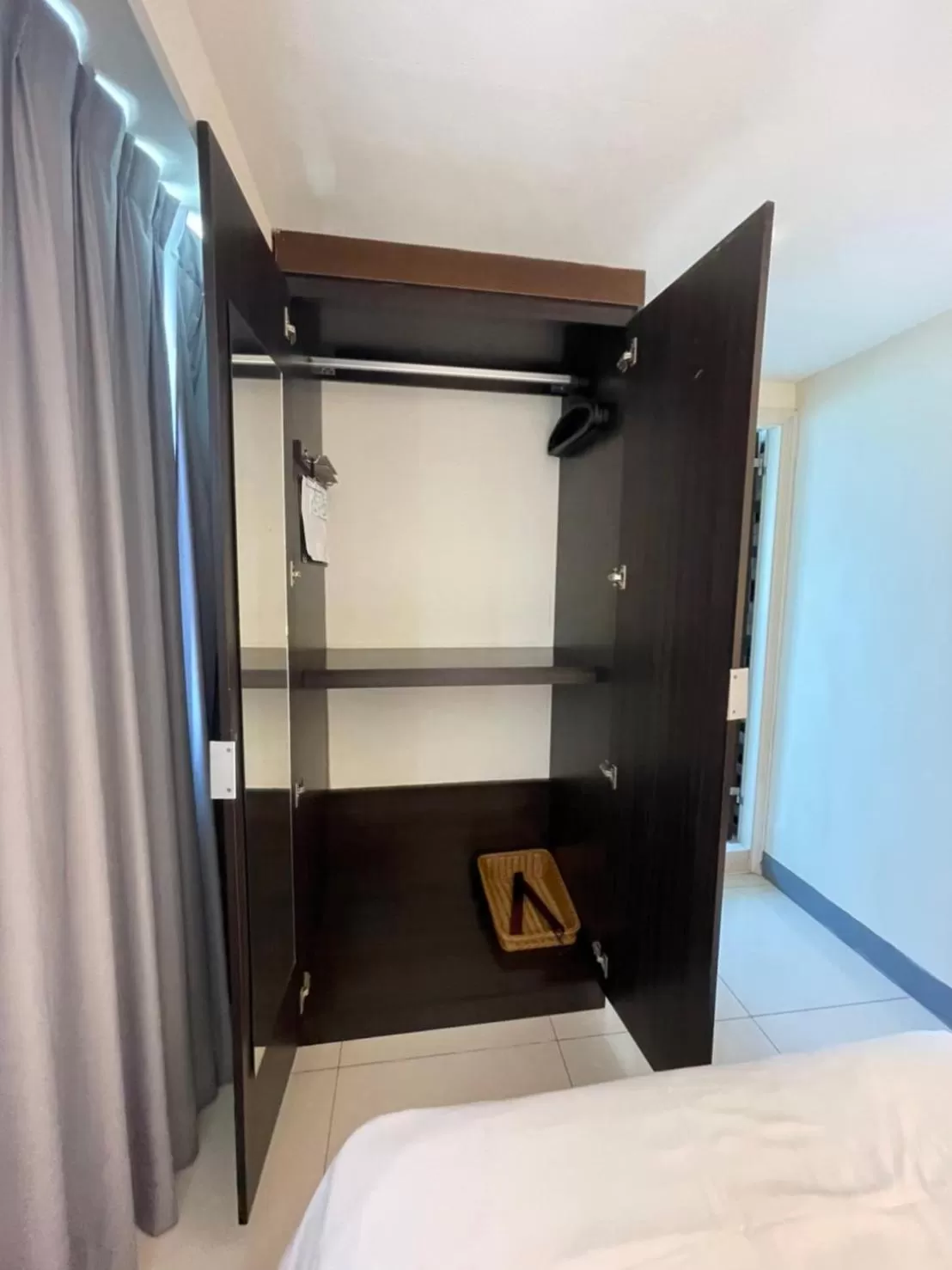 bunk bed, Bed in Kiwi Express Hotel - Kaohsiung Station