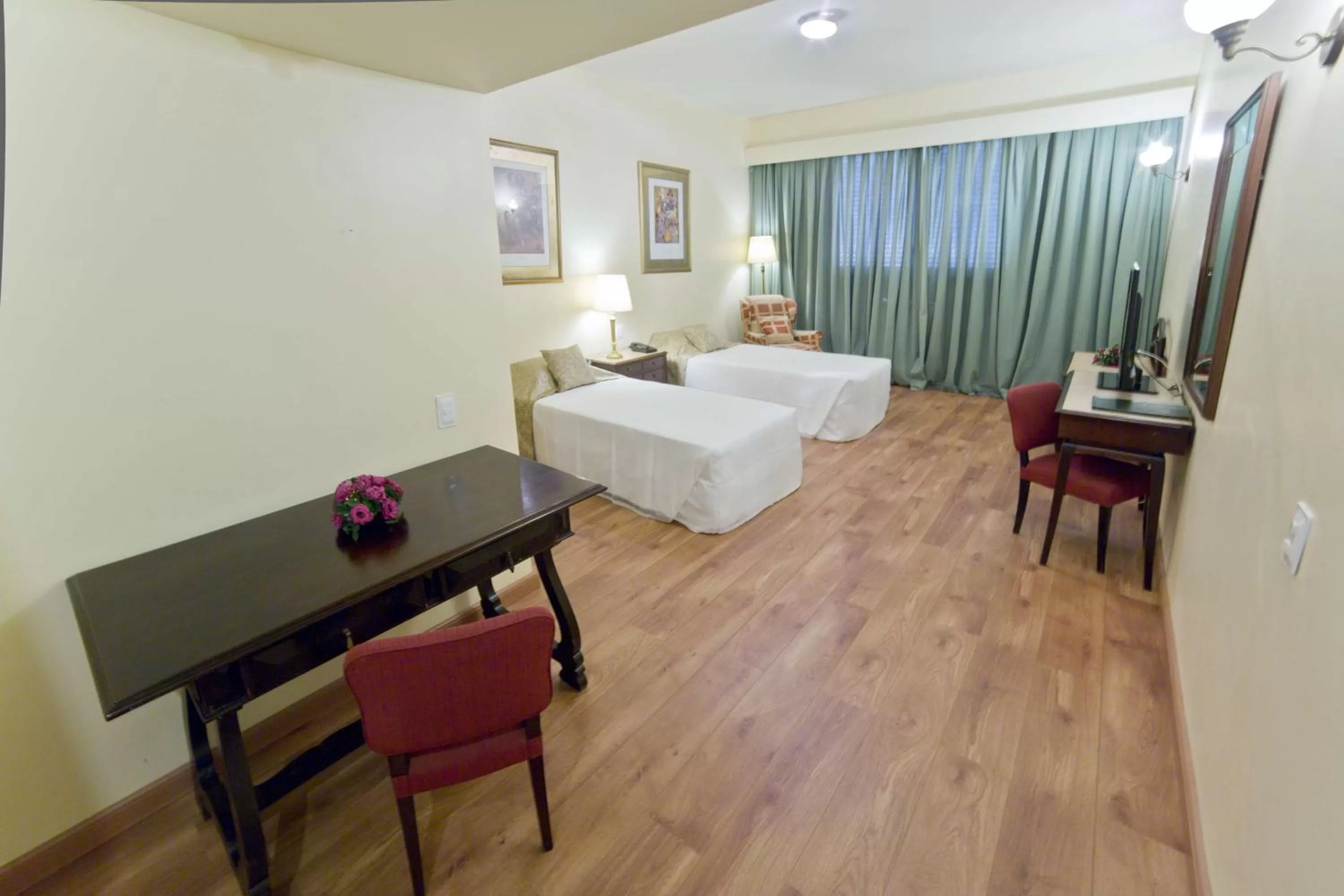 Photo of the whole room, Bed in Dayrell Hotel e Centro de Convenções