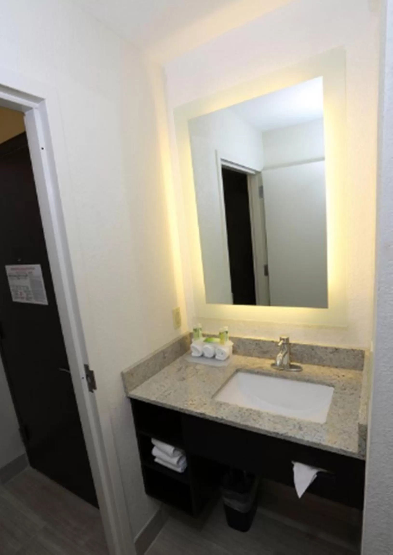 Queen Room with Two Queen Beds - Mobility Access Tub/Non-Smoking in Holiday Inn Express Brentwood-South Cool Springs, an IHG Hotel