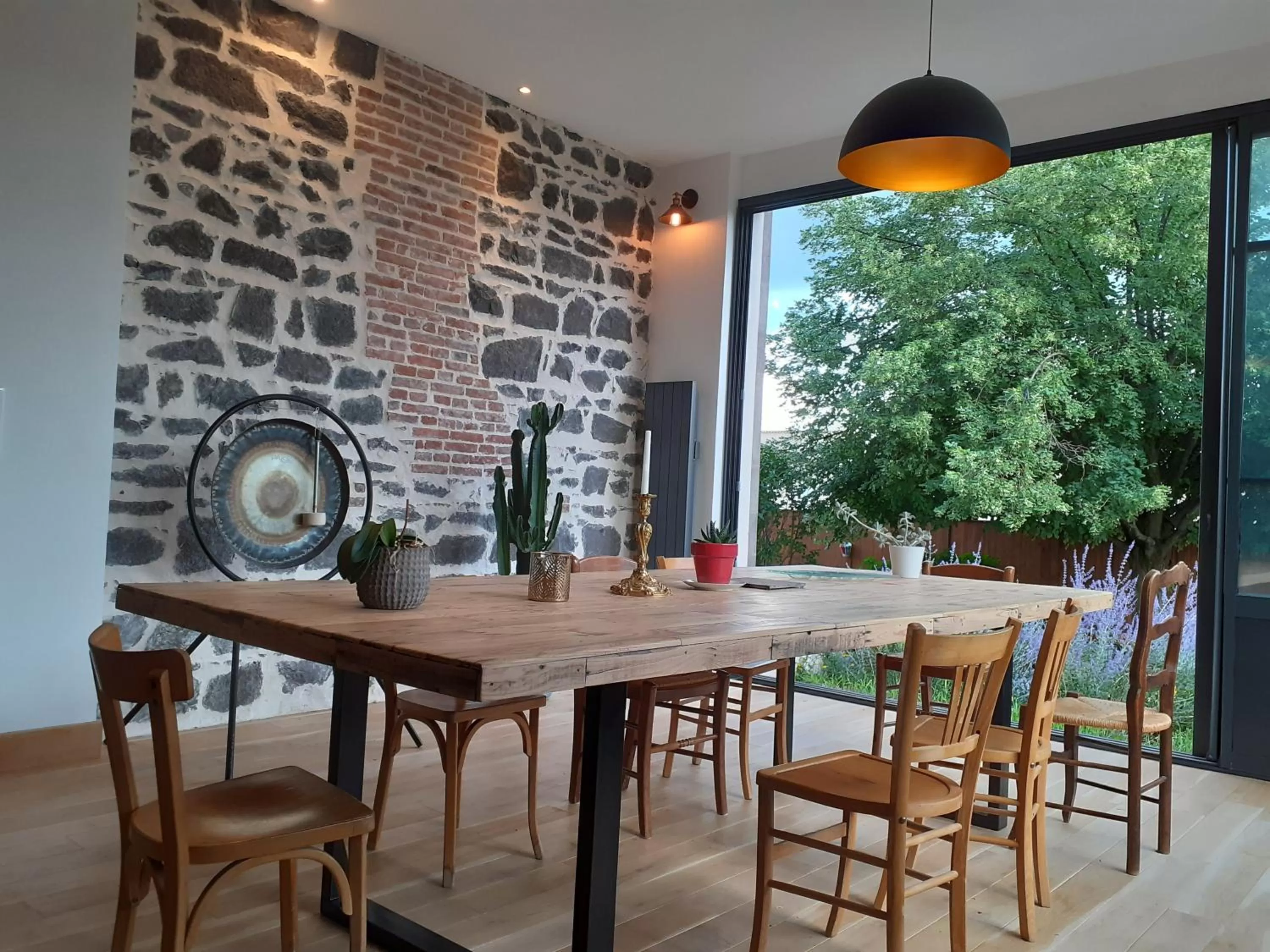 Dining area in La Belle Epoque & Spa - Maison d'hôtes