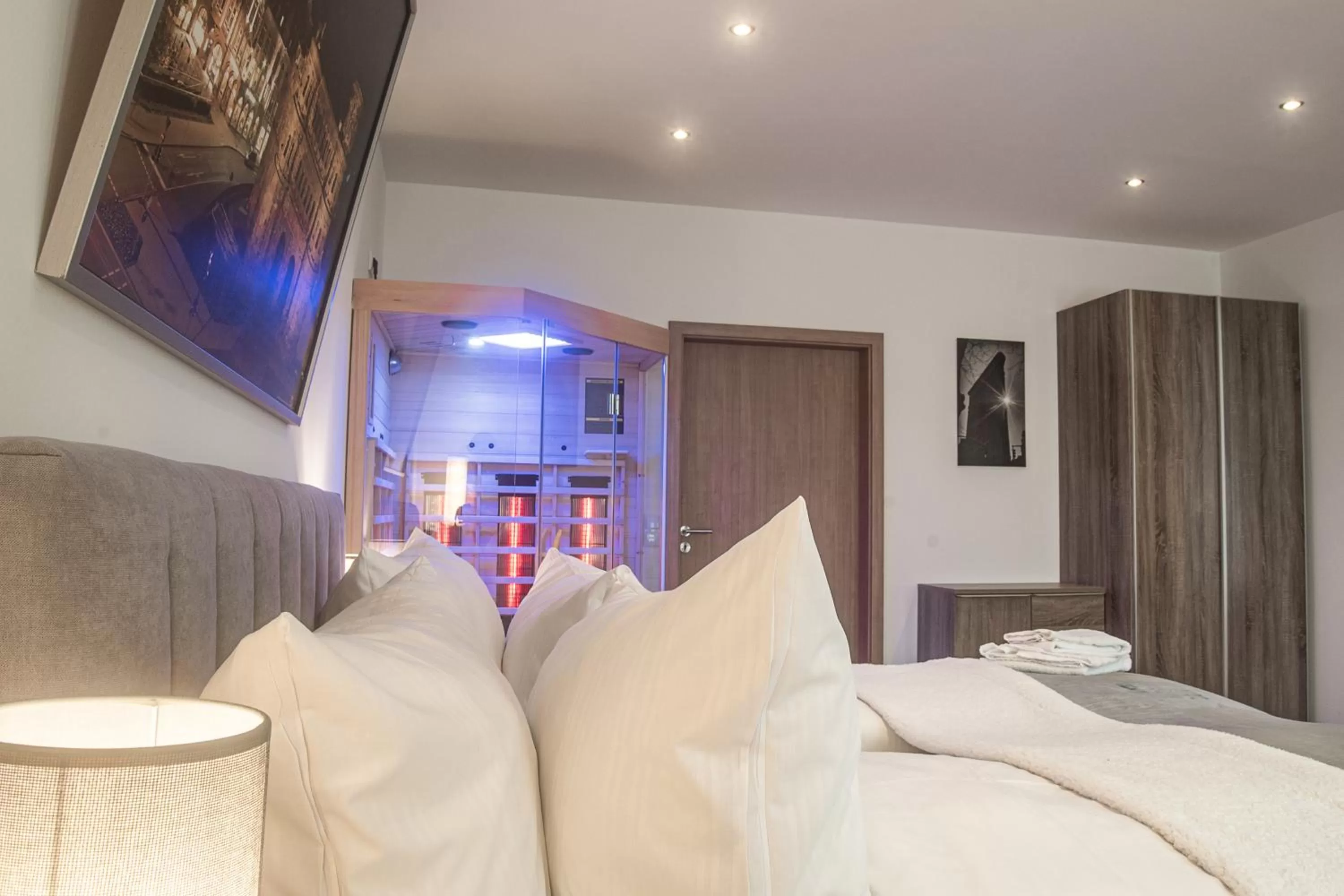 Bed in Hotel Ehranger Hof