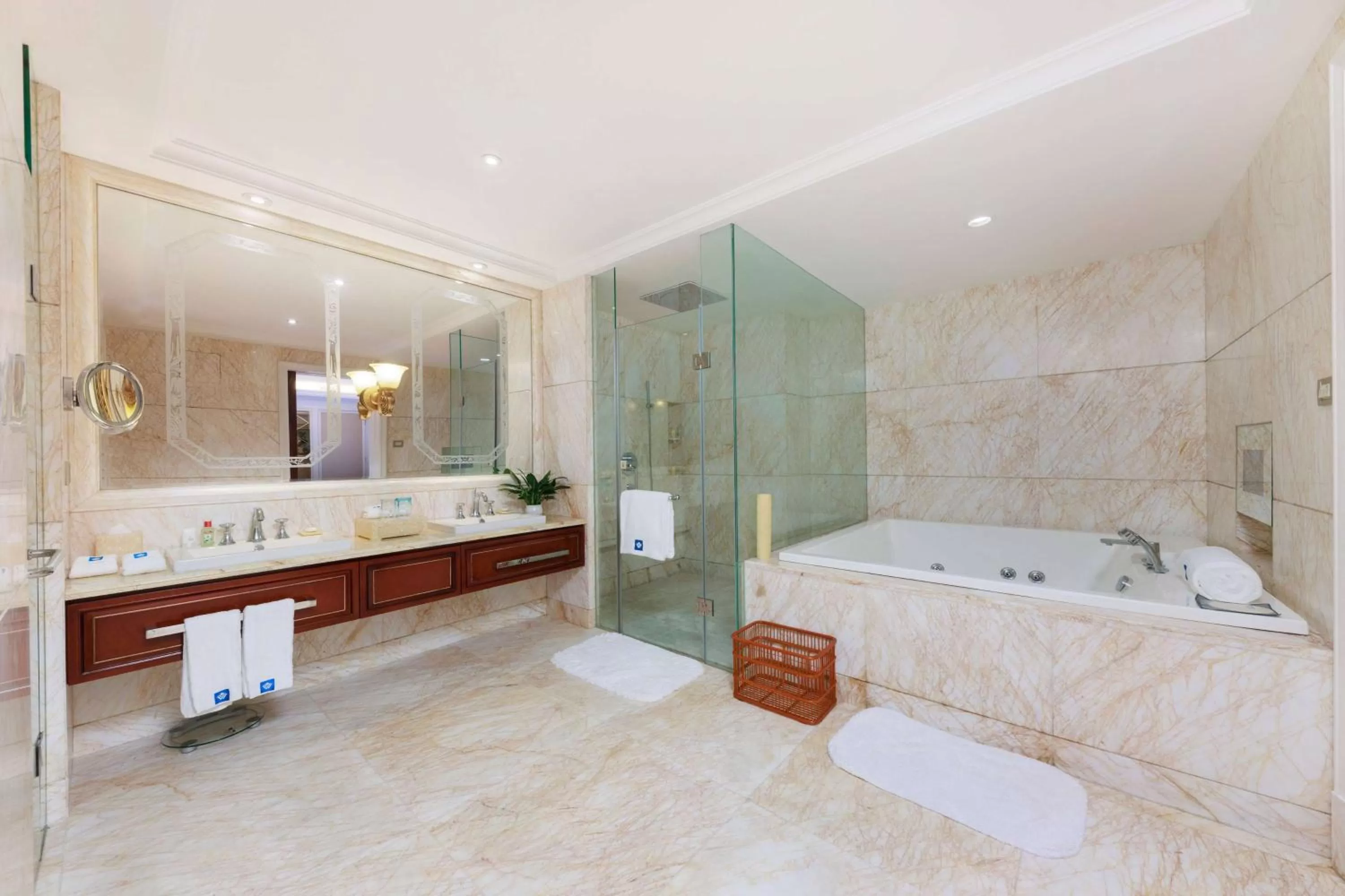 Bathroom in WYNDHAM Foshan shunde