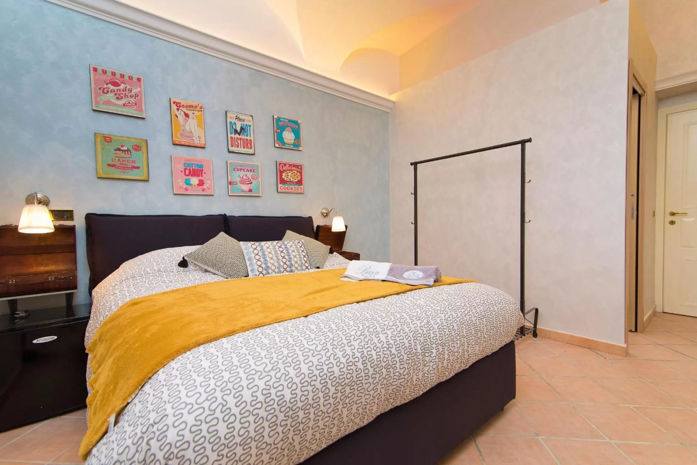 Photo of the whole room, Bed in B&B Arco Di Gallieno