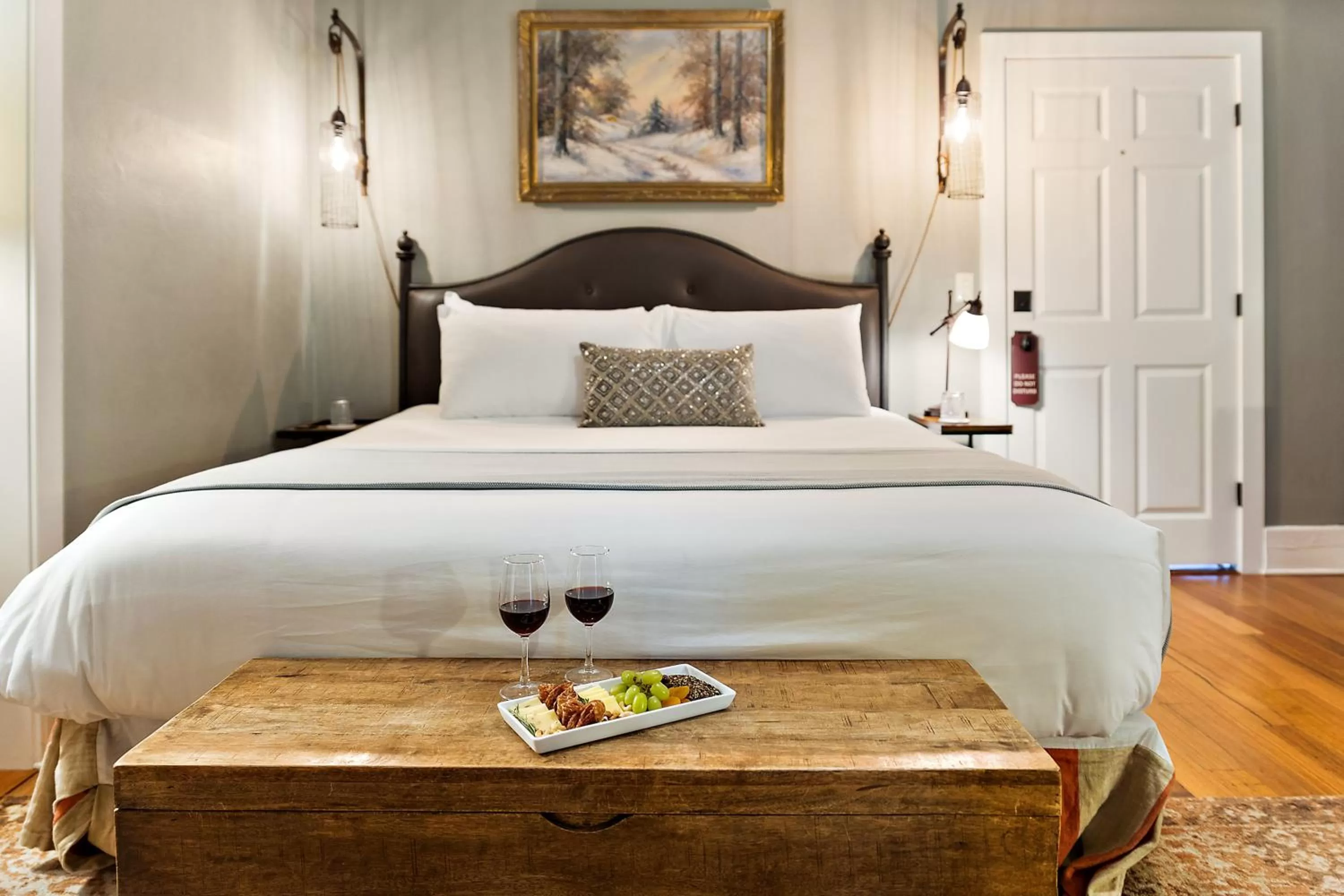 Bed in McCully House Inn