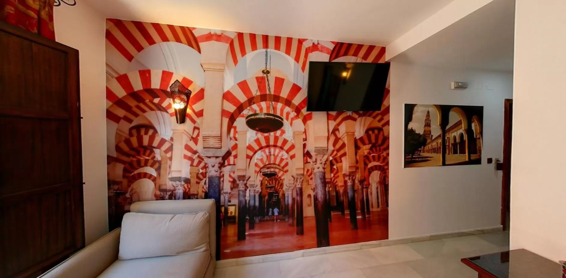 Photo of the whole room in Hotel Casa Museo de la Mezquita